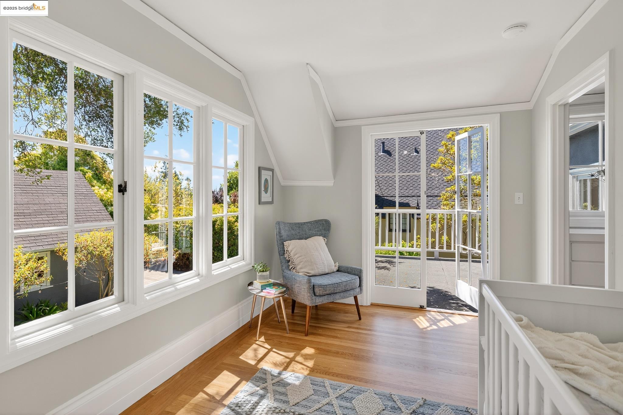 Detail Gallery Image 34 of 59 For 1145 Mandana Blvd, Oakland,  CA 94610 - 3 Beds | 2 Baths
