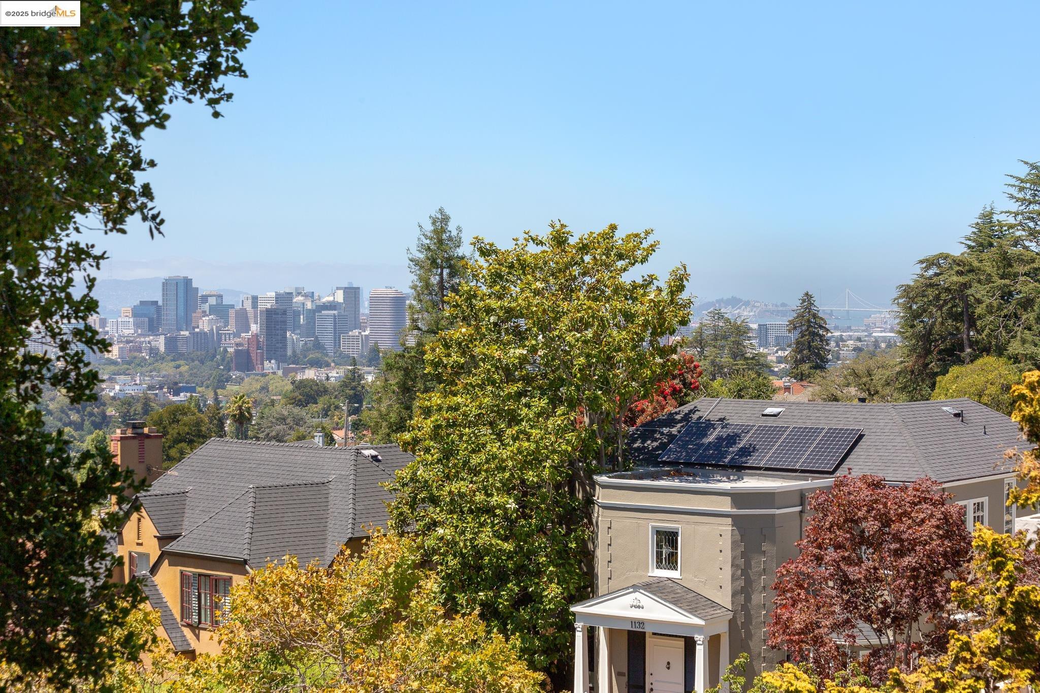 Detail Gallery Image 38 of 59 For 1145 Mandana Blvd, Oakland,  CA 94610 - 3 Beds | 2 Baths