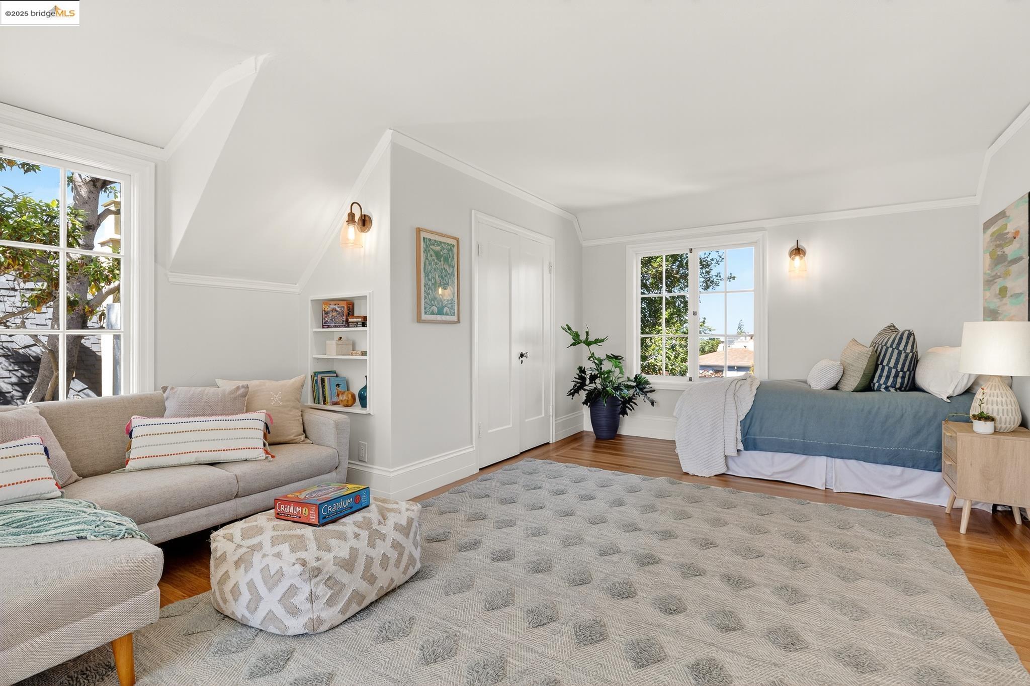 Detail Gallery Image 42 of 59 For 1145 Mandana Blvd, Oakland,  CA 94610 - 3 Beds | 2 Baths