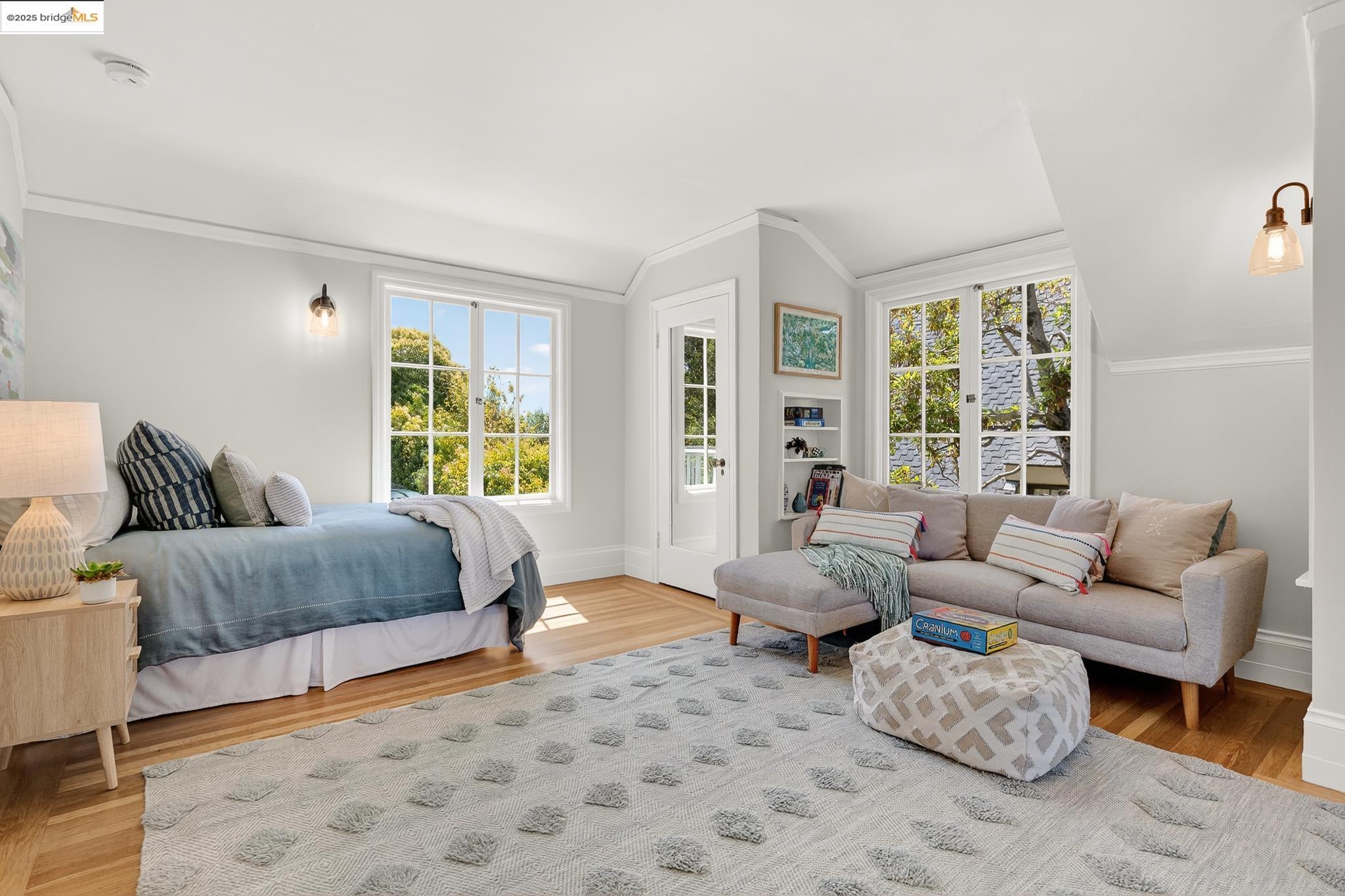 Detail Gallery Image 43 of 59 For 1145 Mandana Blvd, Oakland,  CA 94610 - 3 Beds | 2 Baths