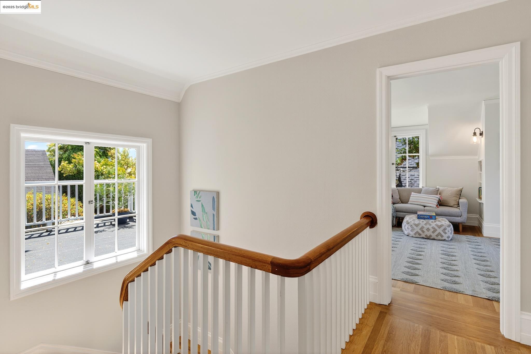 Detail Gallery Image 44 of 59 For 1145 Mandana Blvd, Oakland,  CA 94610 - 3 Beds | 2 Baths