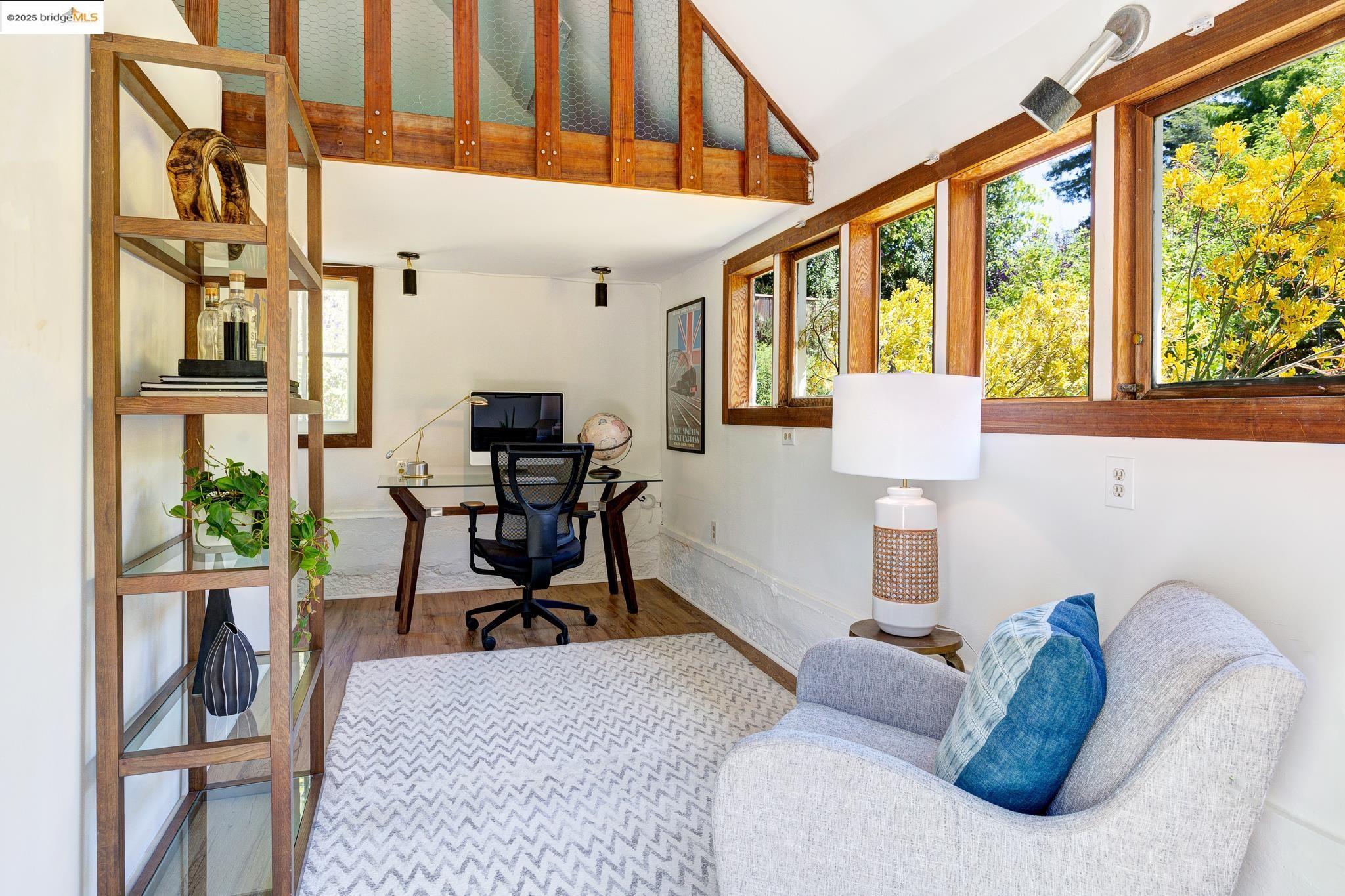 Detail Gallery Image 56 of 59 For 1145 Mandana Blvd, Oakland,  CA 94610 - 3 Beds | 2 Baths
