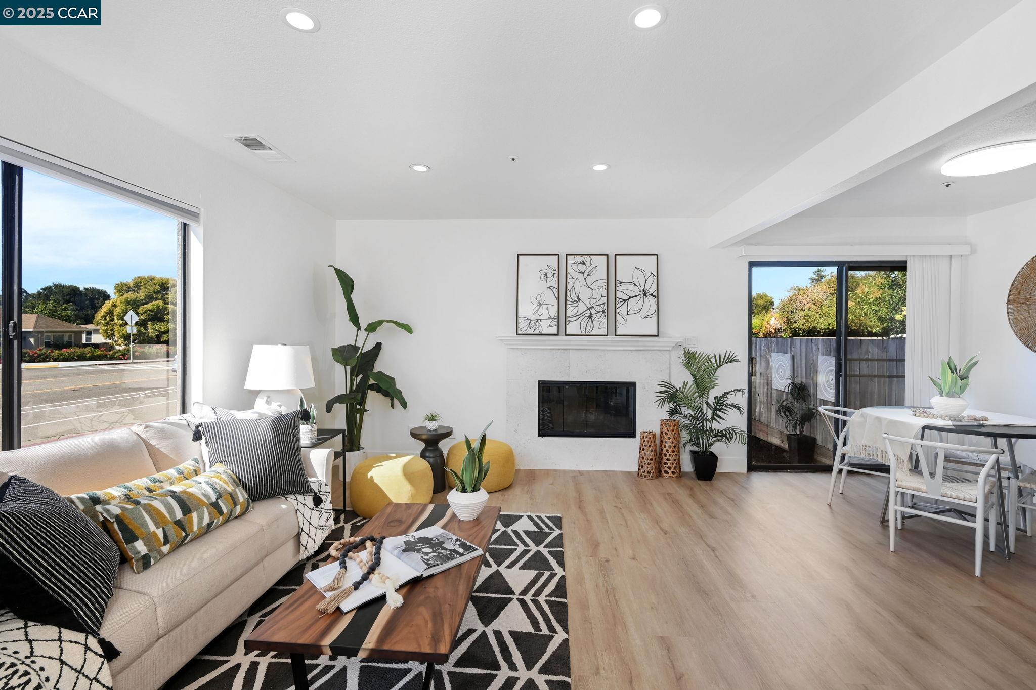 Photo #3: 41106795 Listing 