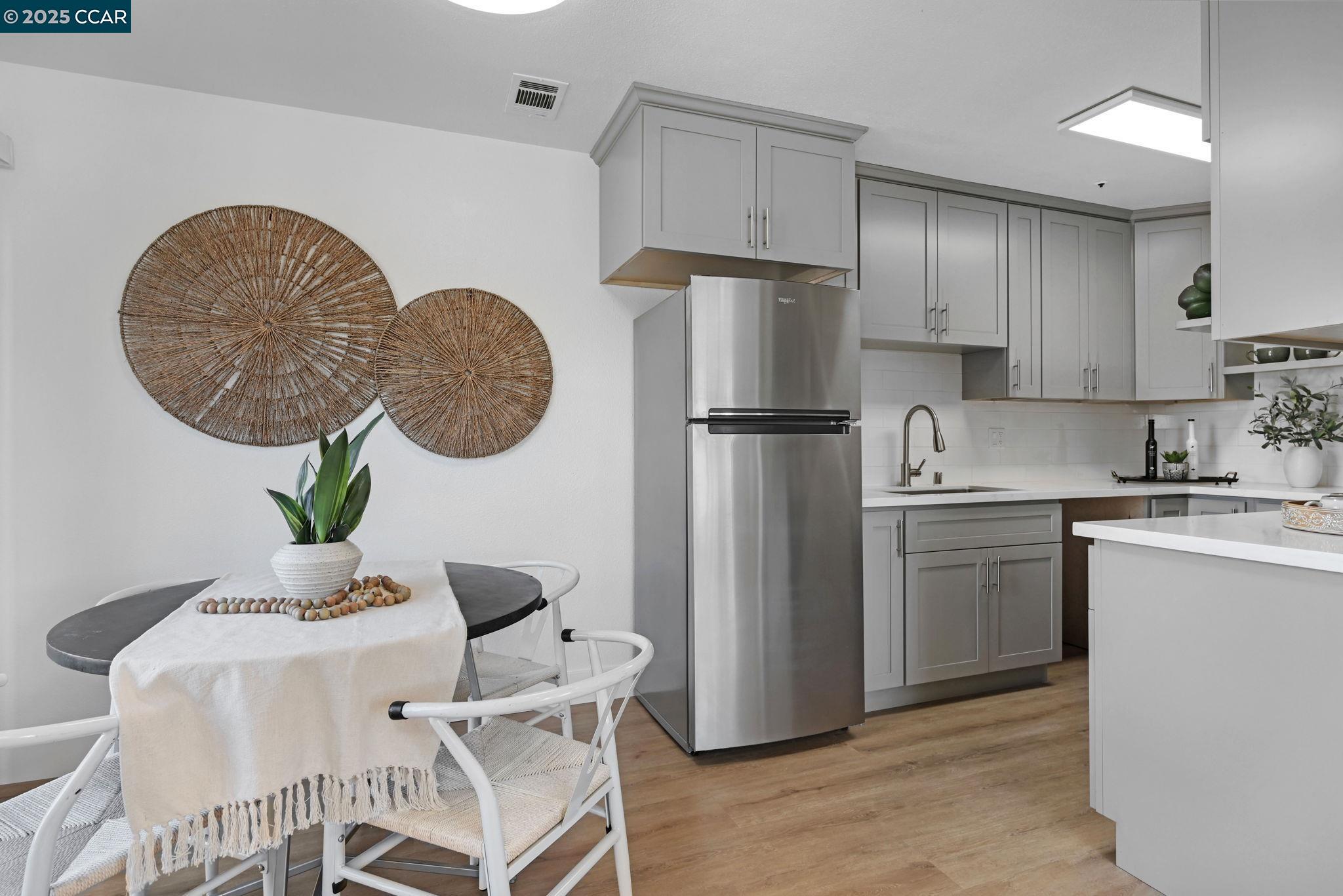 Photo #6: 41106795 Listing 