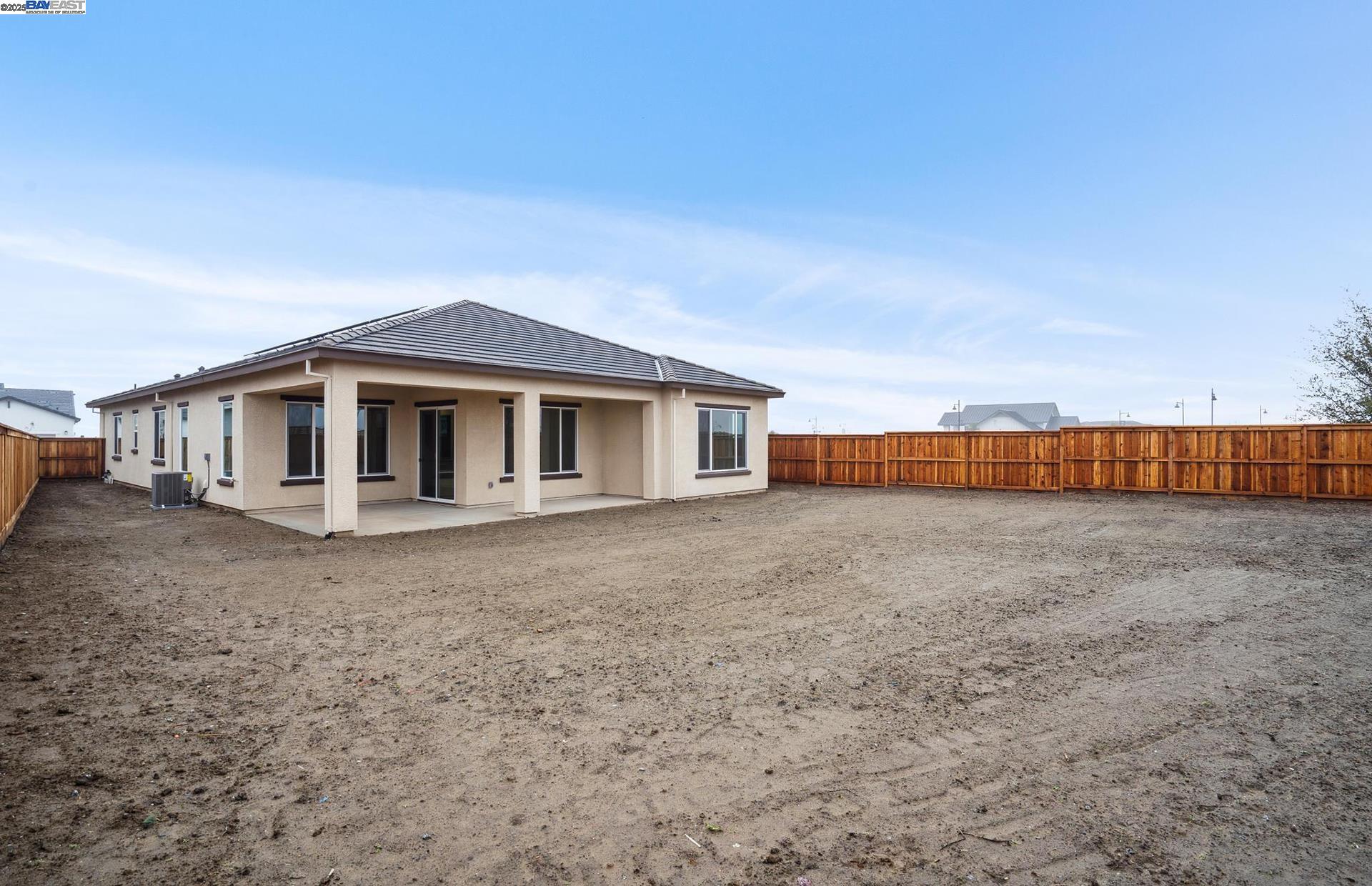 Detail Gallery Image 40 of 42 For 17618 Brightwood Avenue, Lathrop,  CA 95330 - 2 Beds | 2/1 Baths