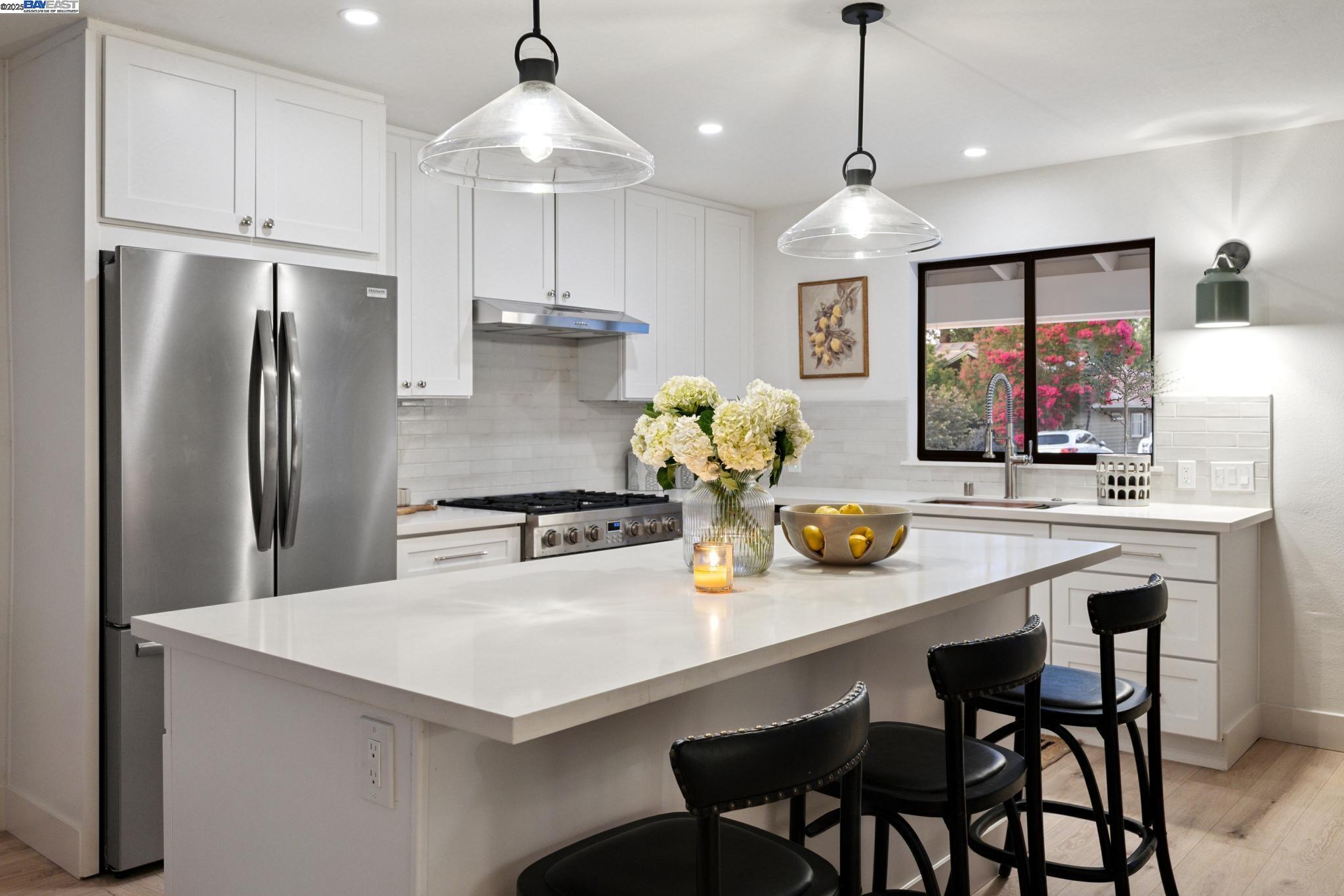 Detail Gallery Image 18 of 59 For 2129 Youngs Ct, Walnut Creek,  CA 94596 - 6 Beds | 4 Baths