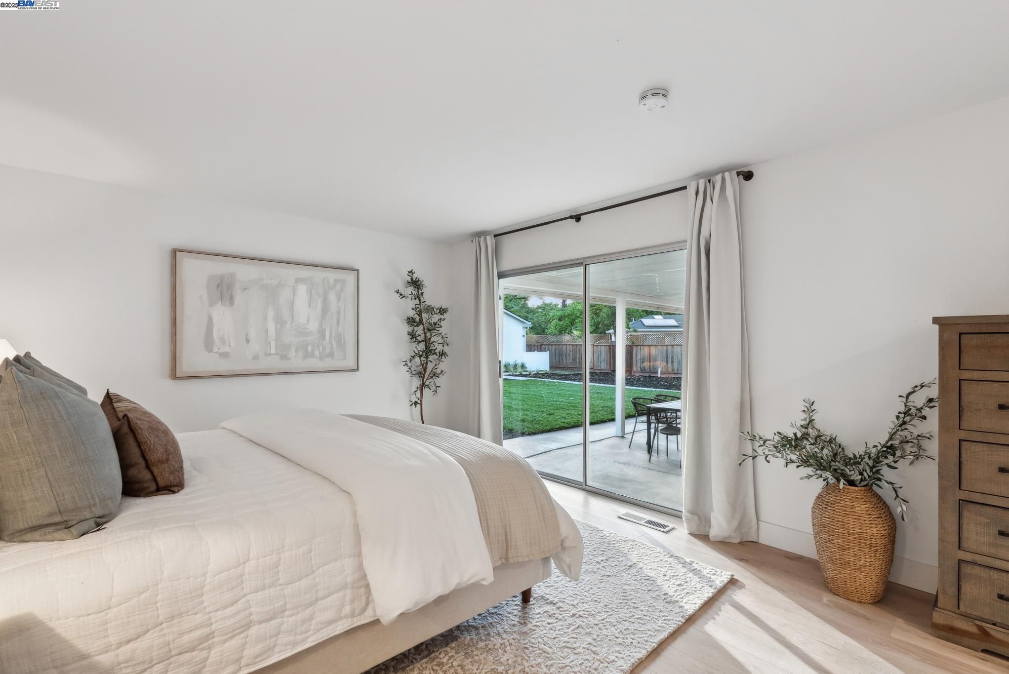 Detail Gallery Image 21 of 59 For 2129 Youngs Ct, Walnut Creek,  CA 94596 - 6 Beds | 4 Baths