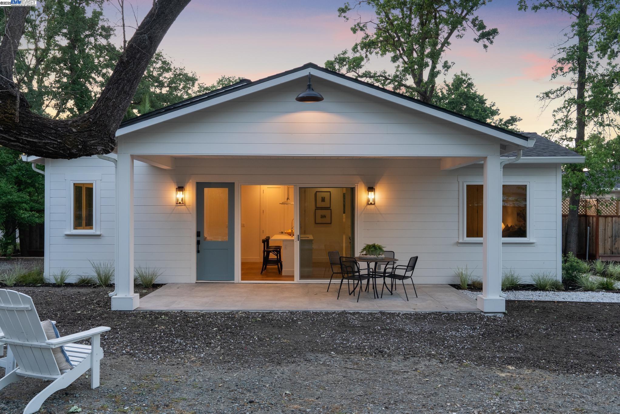 Detail Gallery Image 43 of 59 For 2129 Youngs Ct, Walnut Creek,  CA 94596 - 6 Beds | 4 Baths