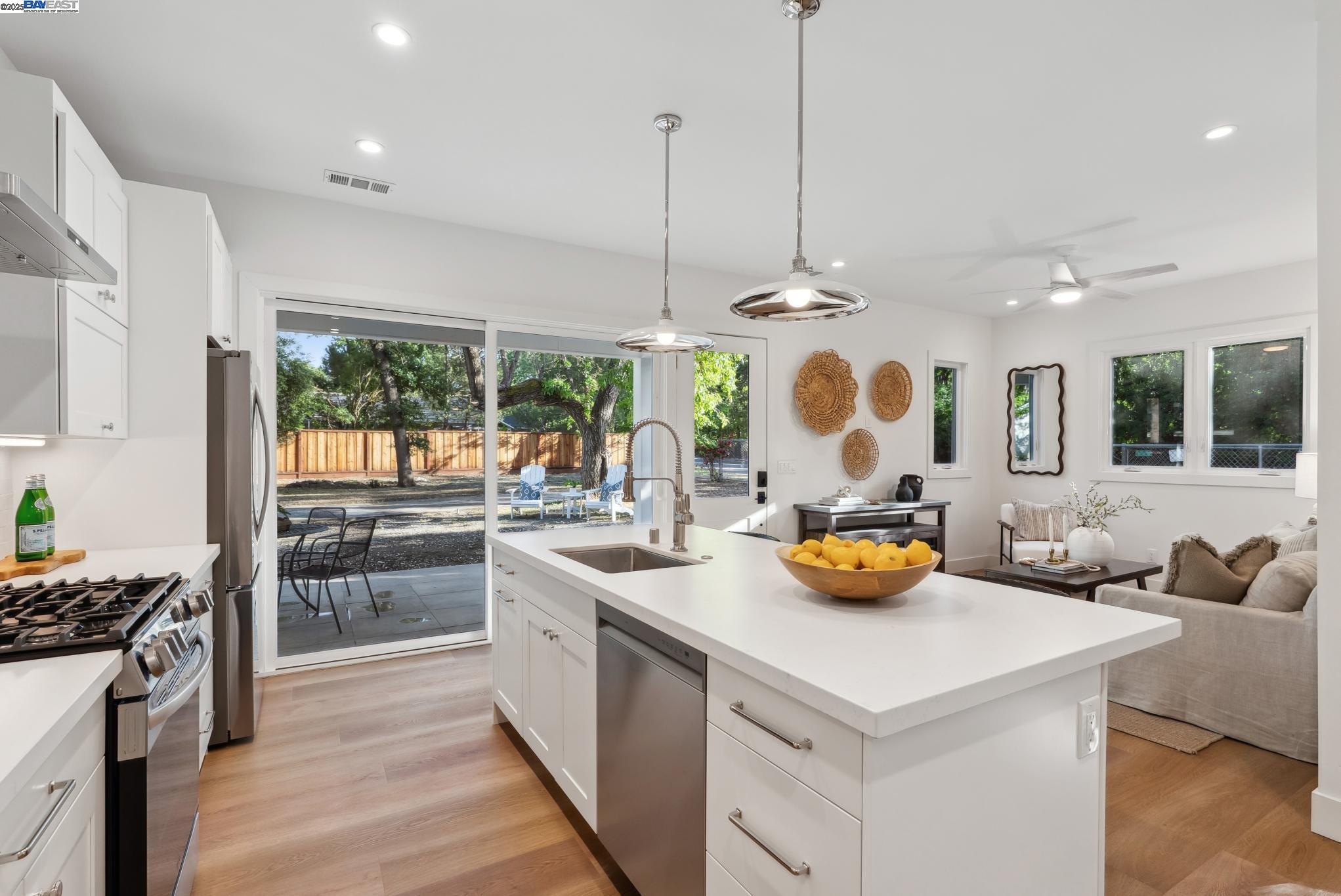 Detail Gallery Image 44 of 59 For 2129 Youngs Ct, Walnut Creek,  CA 94596 - 6 Beds | 4 Baths