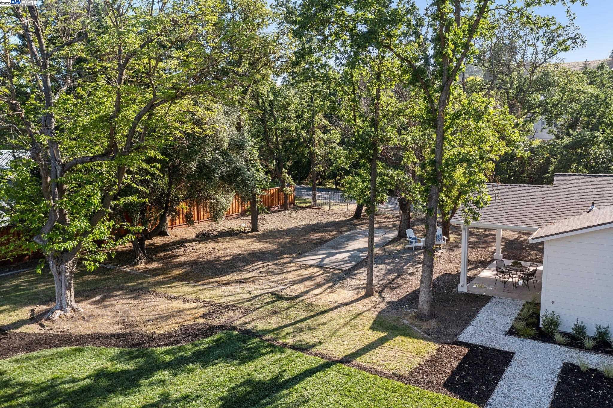 Detail Gallery Image 53 of 59 For 2129 Youngs Ct, Walnut Creek,  CA 94596 - 6 Beds | 4 Baths