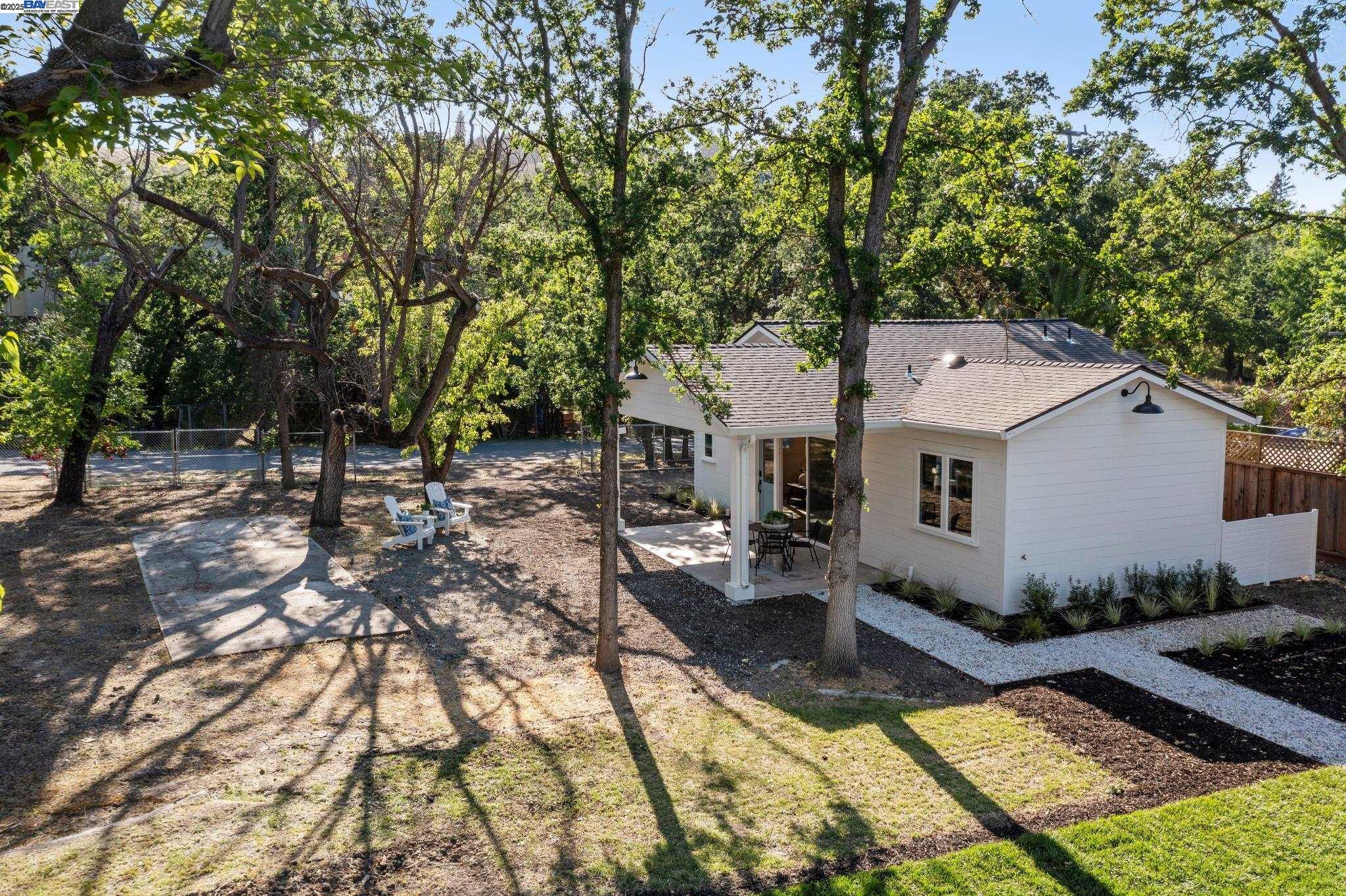 Detail Gallery Image 57 of 59 For 2129 Youngs Ct, Walnut Creek,  CA 94596 - 6 Beds | 4 Baths