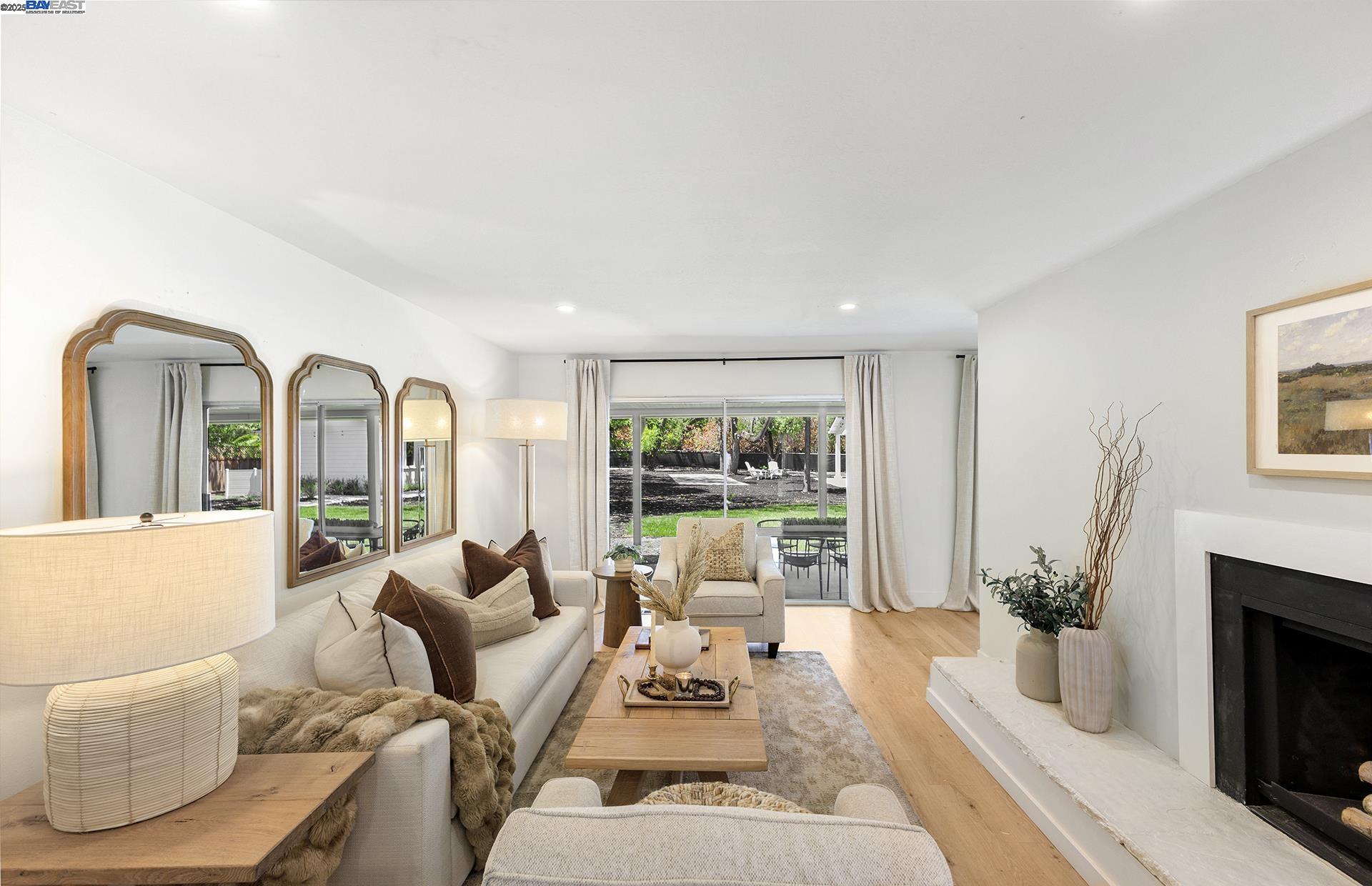 Detail Gallery Image 8 of 59 For 2129 Youngs Ct, Walnut Creek,  CA 94596 - 6 Beds | 4 Baths