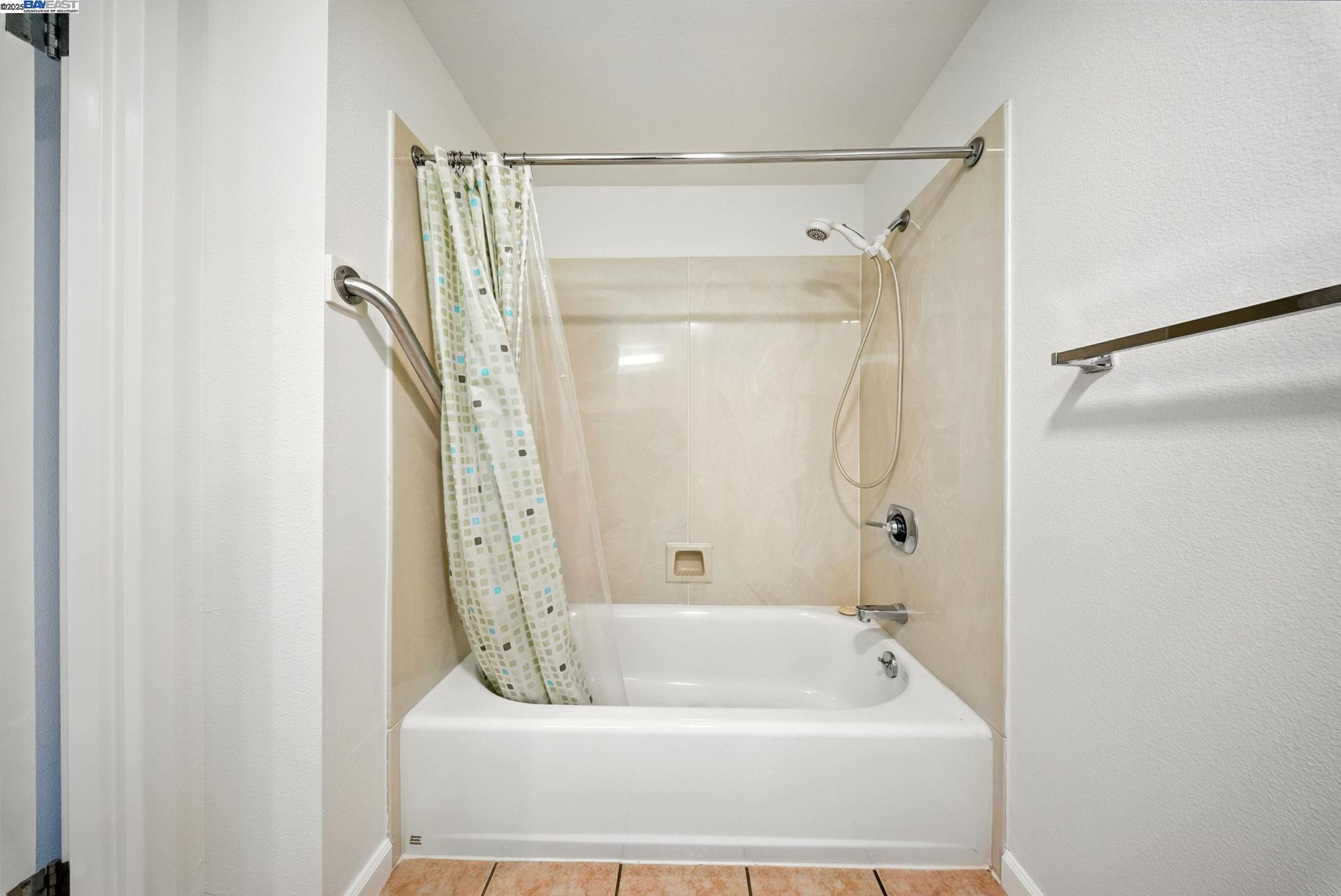 Photo #15: 41106803 Listing: Photo #15