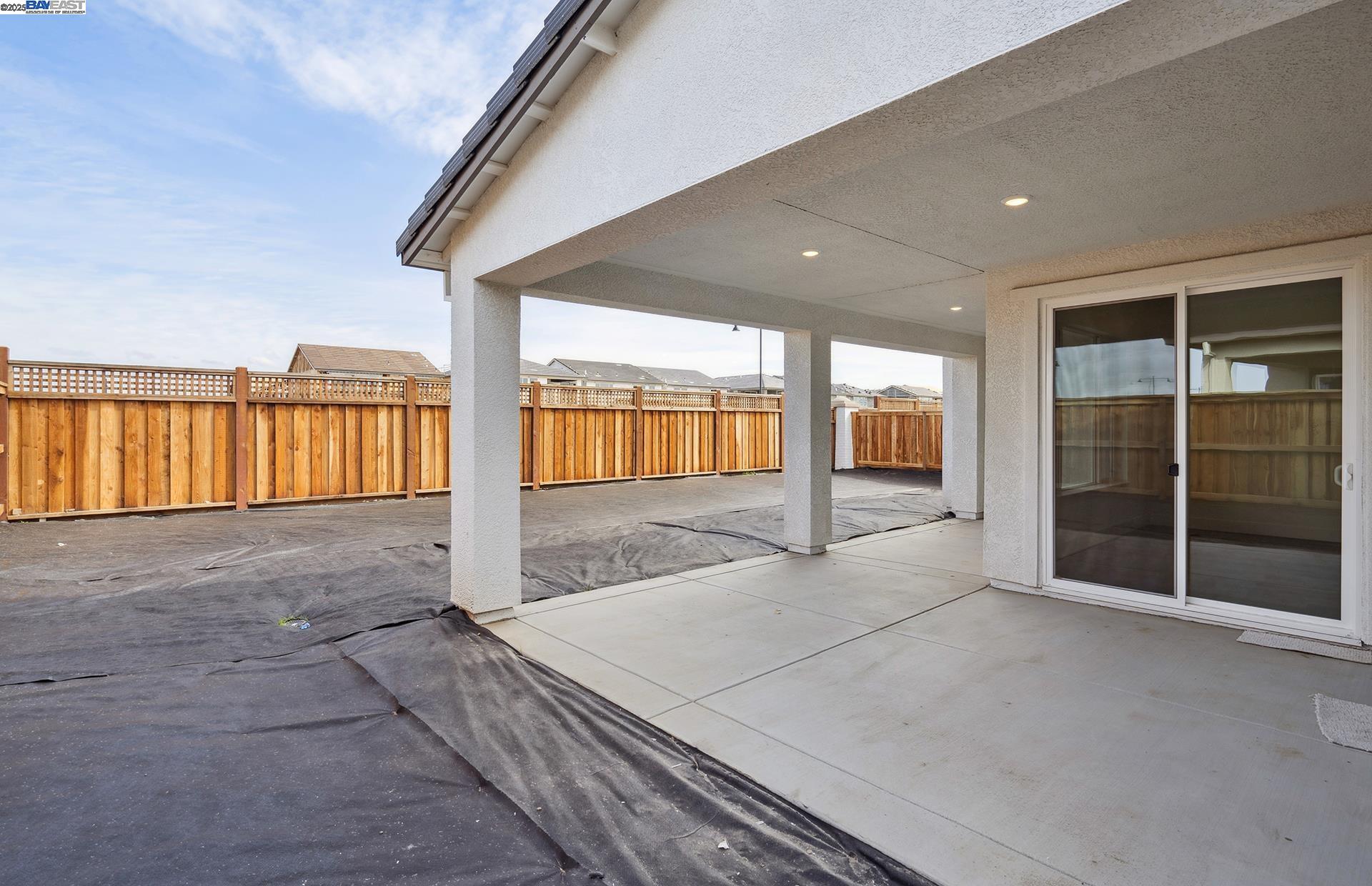 Detail Gallery Image 31 of 34 For 17654 Brightwood Avenue, Lathrop,  CA 95330 - 2 Beds | 2 Baths
