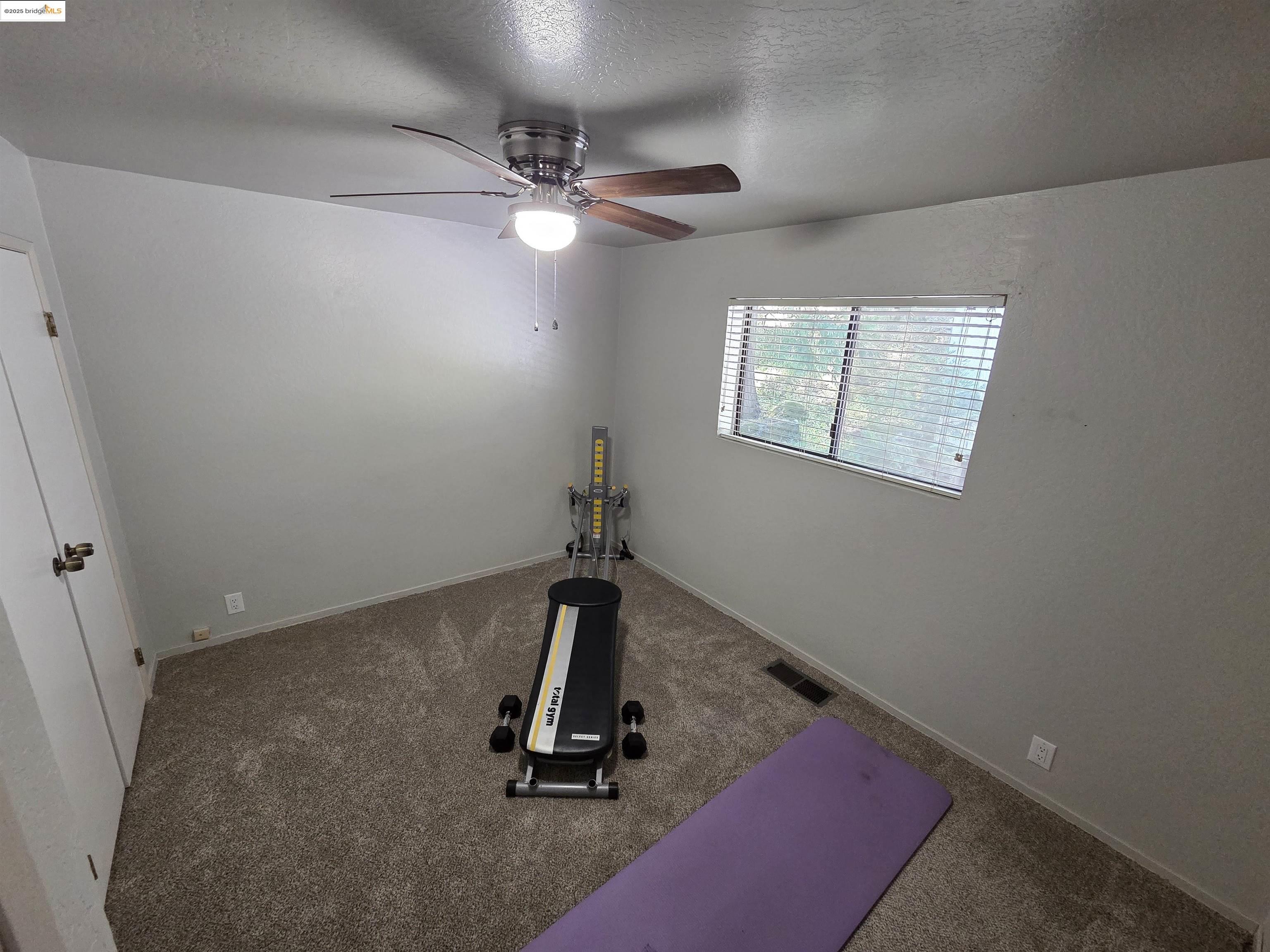 Detail Gallery Image 10 of 59 For 16581 S Creekside Dr, Sonora,  CA 95370 - 3 Beds | 2 Baths