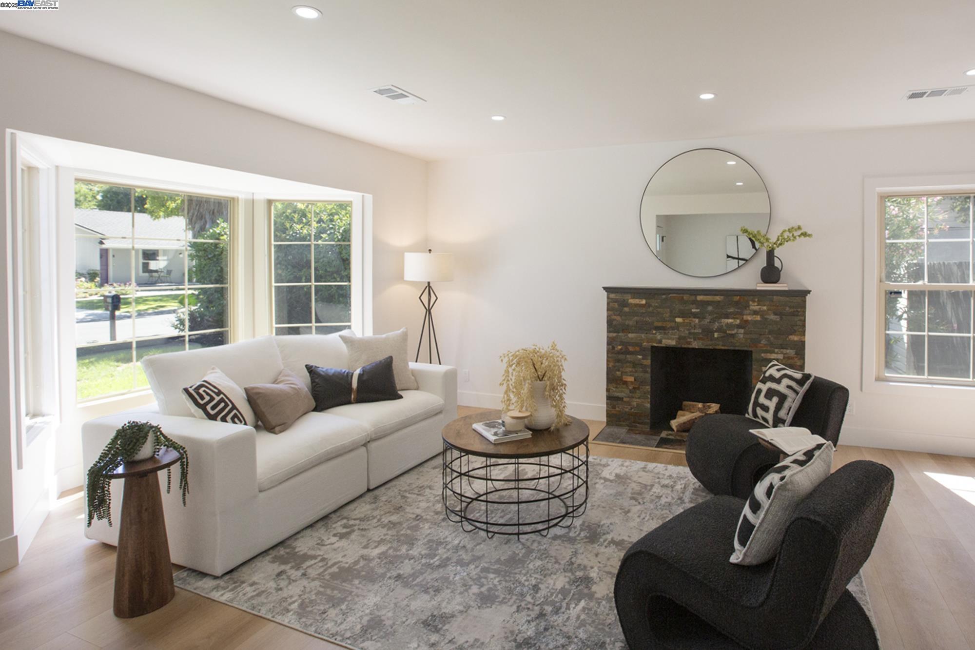 Detail Gallery Image 4 of 37 For 3208 Mcnutt, Walnut Creek,  CA 94597 - 3 Beds | 2 Baths