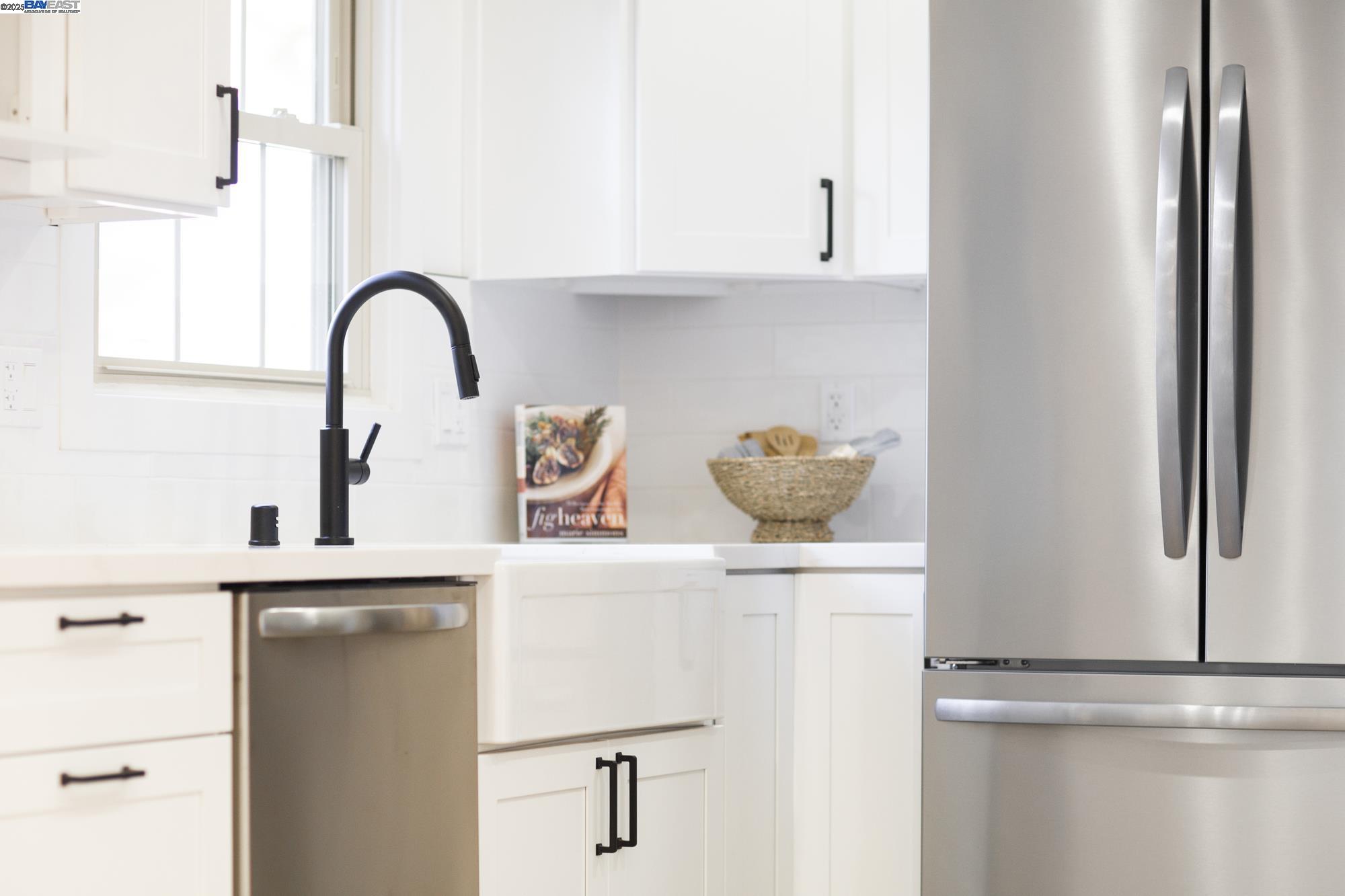 Detail Gallery Image 9 of 37 For 3208 Mcnutt, Walnut Creek,  CA 94597 - 3 Beds | 2 Baths