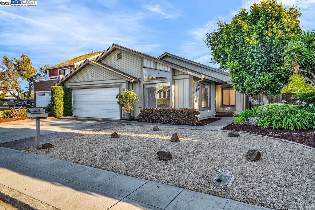 Detail Gallery Image 1 of 51 For 710 Gateshead Ct, Foster City,  CA 94404 - 3 Beds | 2 Baths