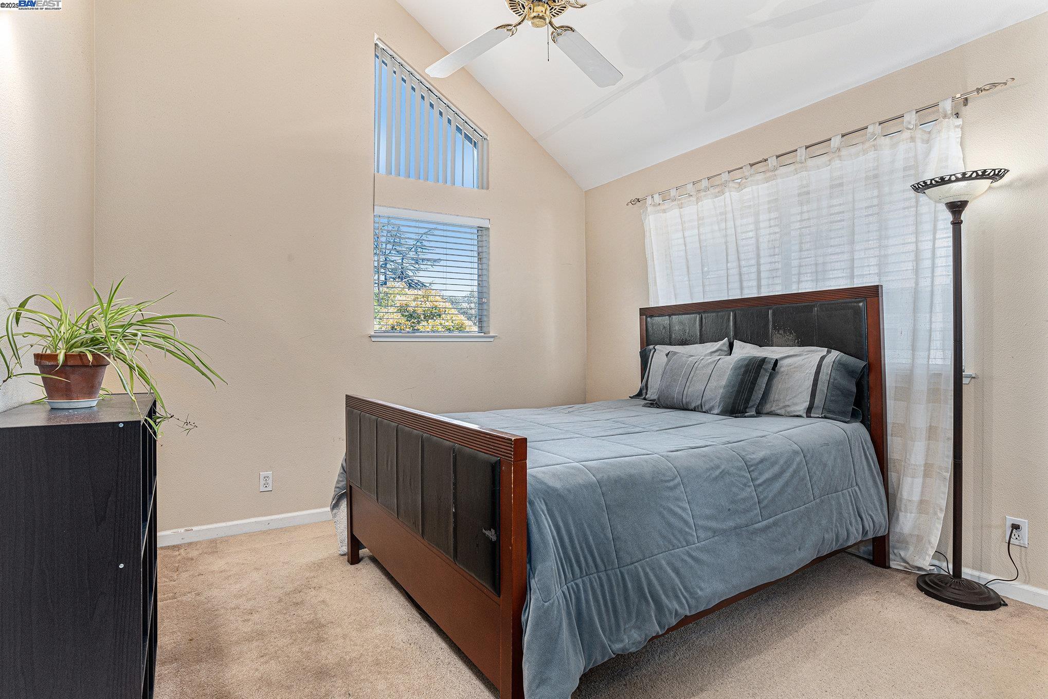 Detail Gallery Image 18 of 33 For 111 Overacker Ter, Fremont,  CA 94536 - 4 Beds | 2/1 Baths