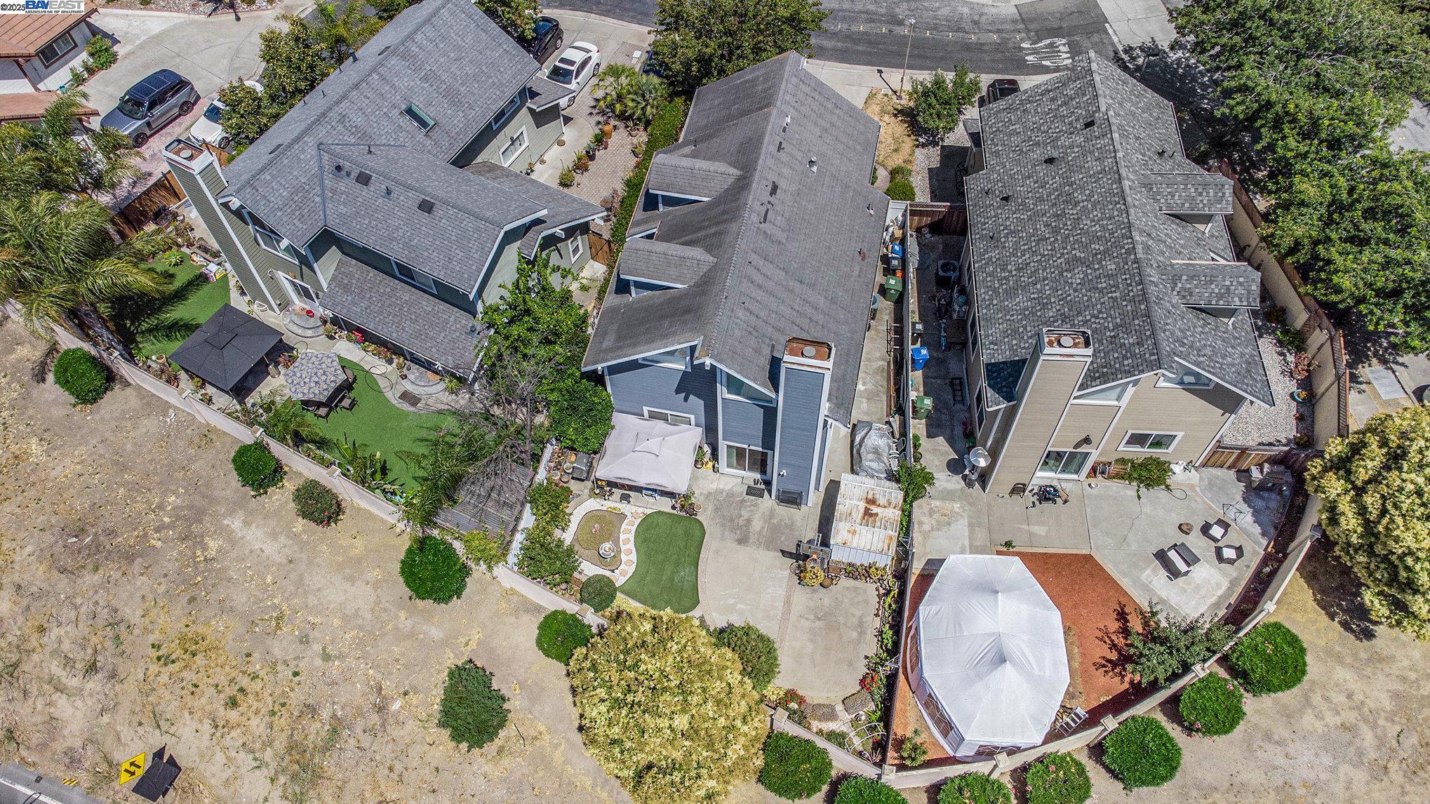 Detail Gallery Image 32 of 33 For 111 Overacker Ter, Fremont,  CA 94536 - 4 Beds | 2/1 Baths