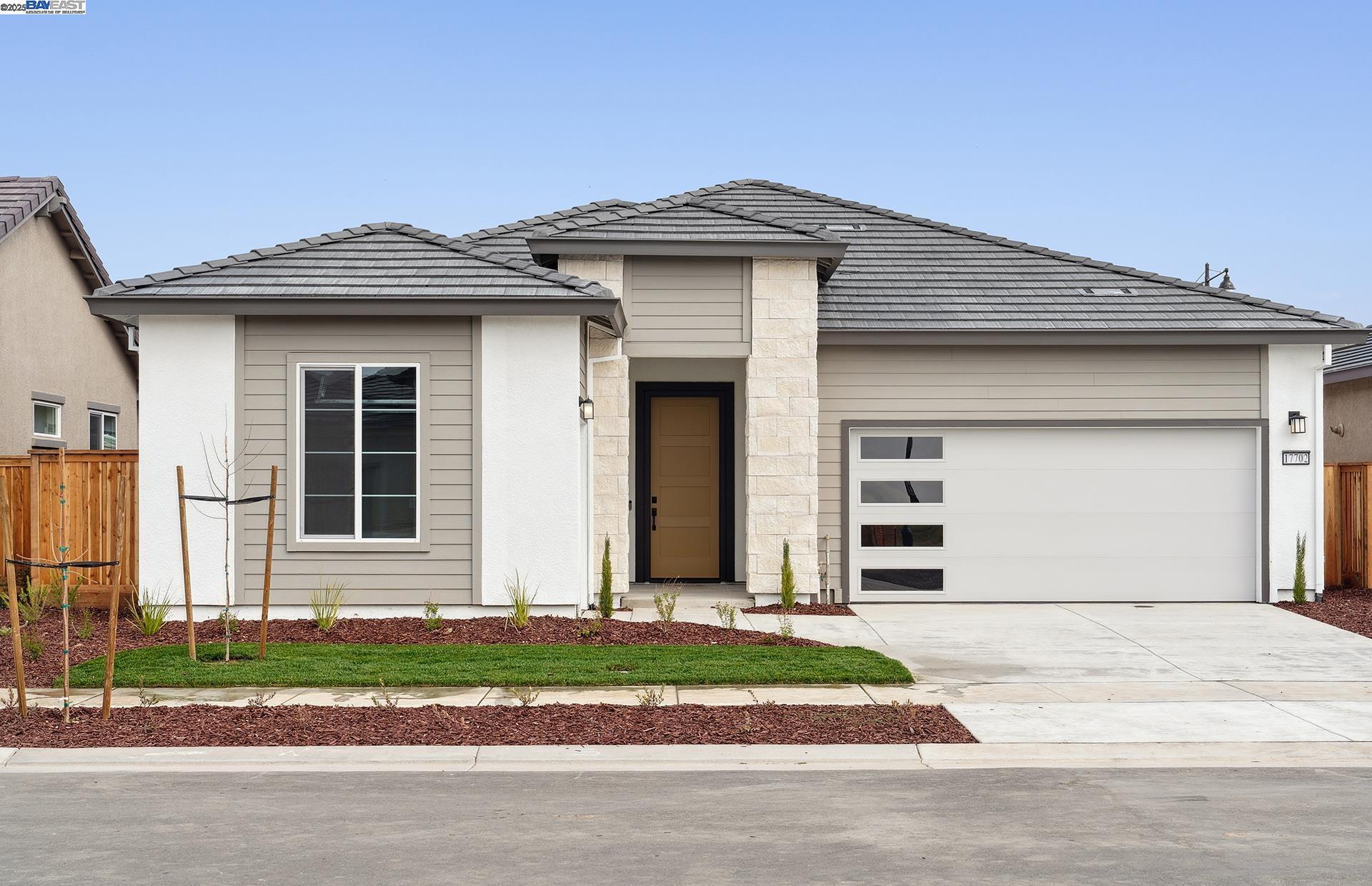 Detail Gallery Image 1 of 42 For 17702 Brightwood Avenue, Lathrop,  CA 95330 - 3 Beds | 2 Baths