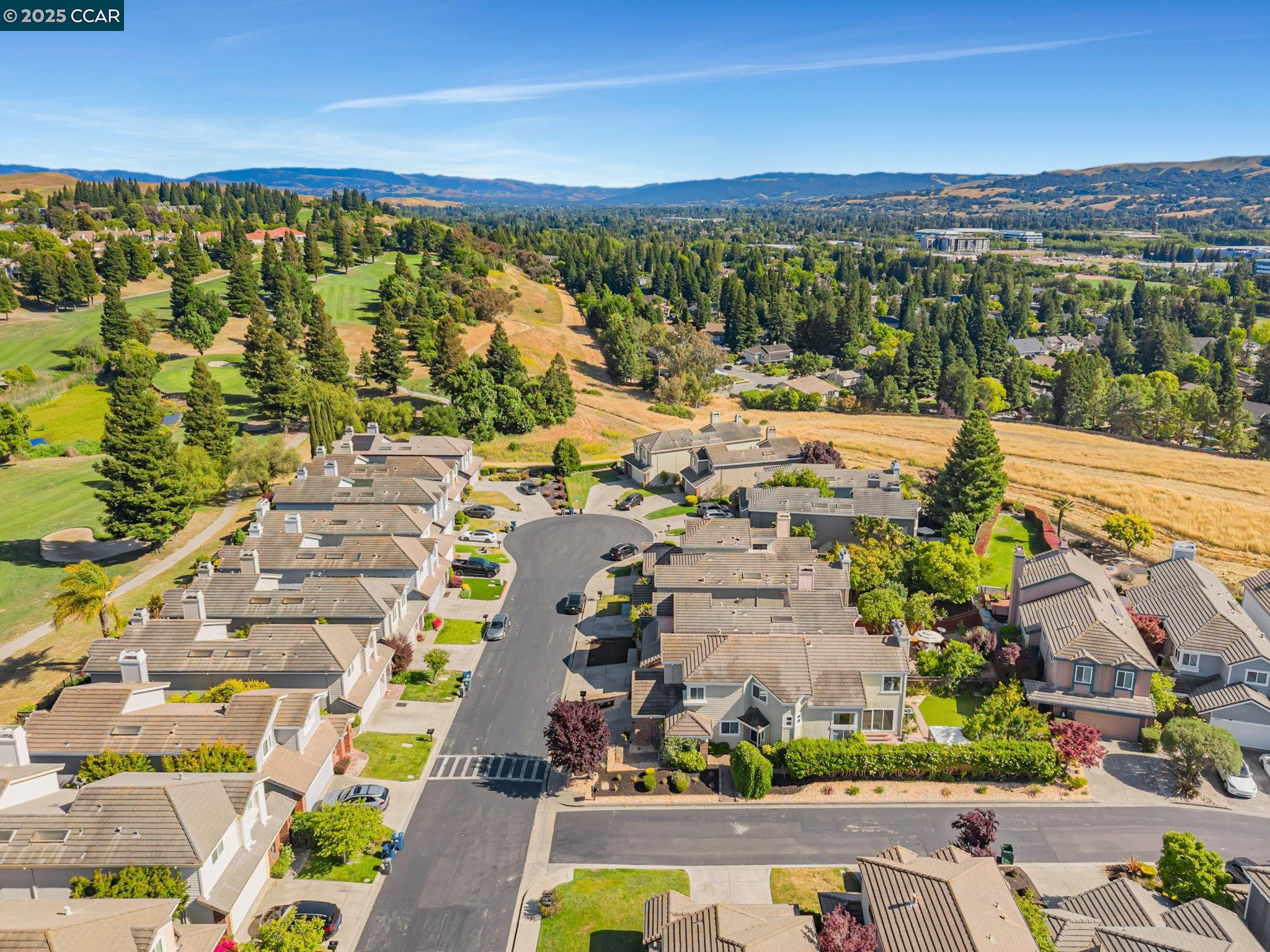 2475 Canyon Lakes Dr, San Ramon, California 94582, 4 Bedrooms Bedrooms, 10 Rooms Rooms,3 BathroomsBathrooms,Residential,For Sale,2475 Canyon Lakes Dr,41106819