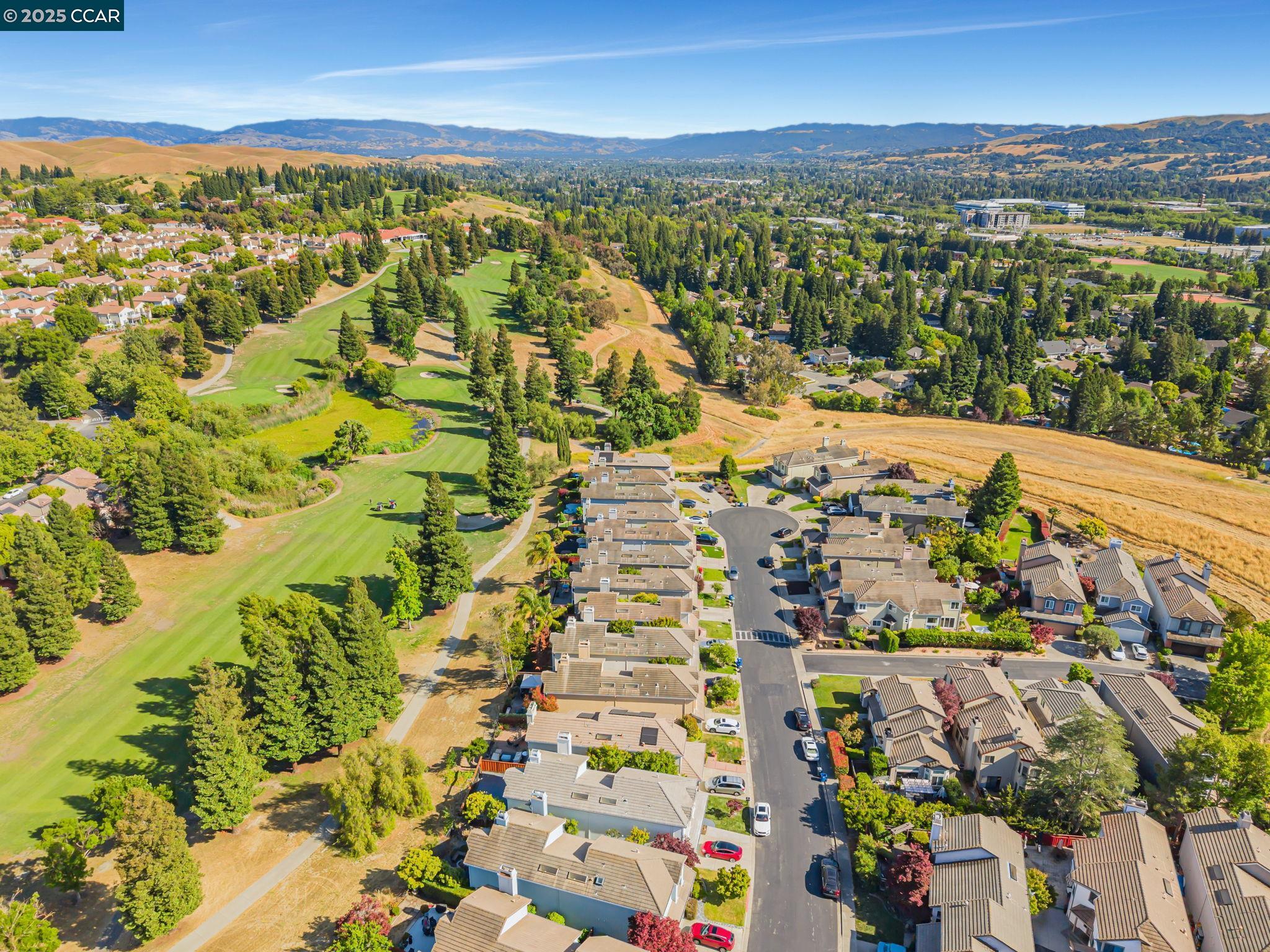2475 Canyon Lakes Dr, San Ramon, California 94582, 4 Bedrooms Bedrooms, 10 Rooms Rooms,3 BathroomsBathrooms,Residential,For Sale,2475 Canyon Lakes Dr,41106819