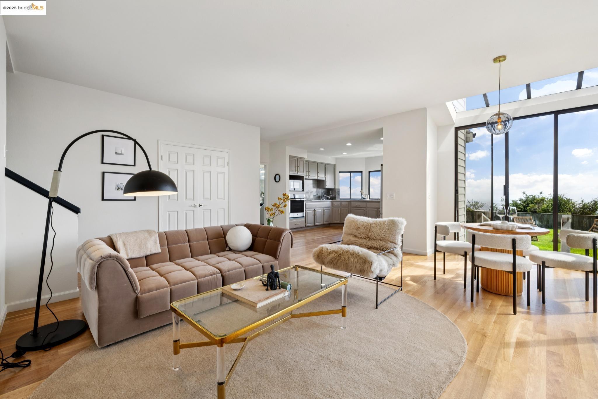 6019 Ridgemont Dr, Oakland, California 94619, 3 Bedrooms Bedrooms, 8 Rooms Rooms,2 BathroomsBathrooms,Residential,For Sale,6019 Ridgemont Dr,41106820