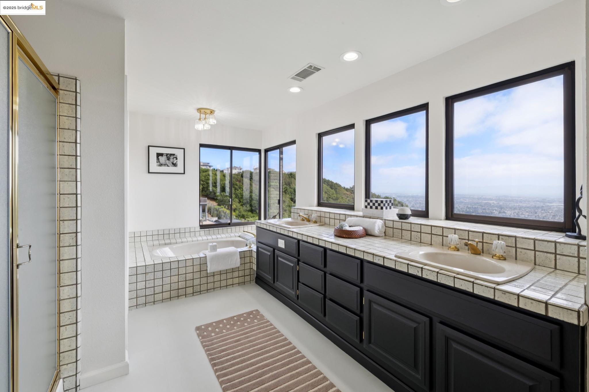 6019 Ridgemont Dr, Oakland, California 94619, 3 Bedrooms Bedrooms, 8 Rooms Rooms,2 BathroomsBathrooms,Residential,For Sale,6019 Ridgemont Dr,41106820