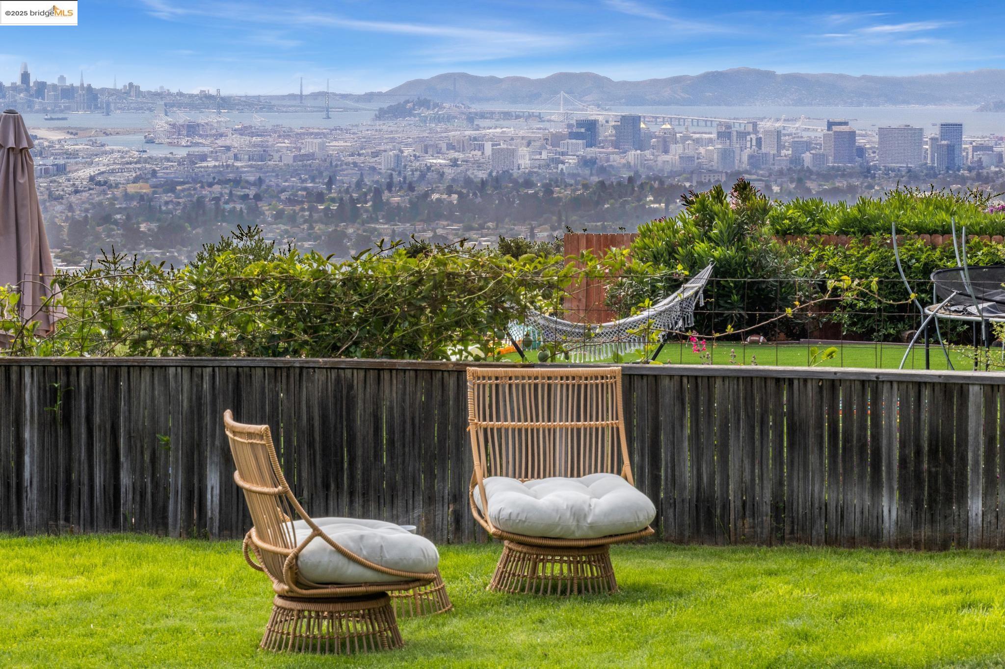 6019 Ridgemont Dr, Oakland, California 94619, 3 Bedrooms Bedrooms, 8 Rooms Rooms,2 BathroomsBathrooms,Residential,For Sale,6019 Ridgemont Dr,41106820