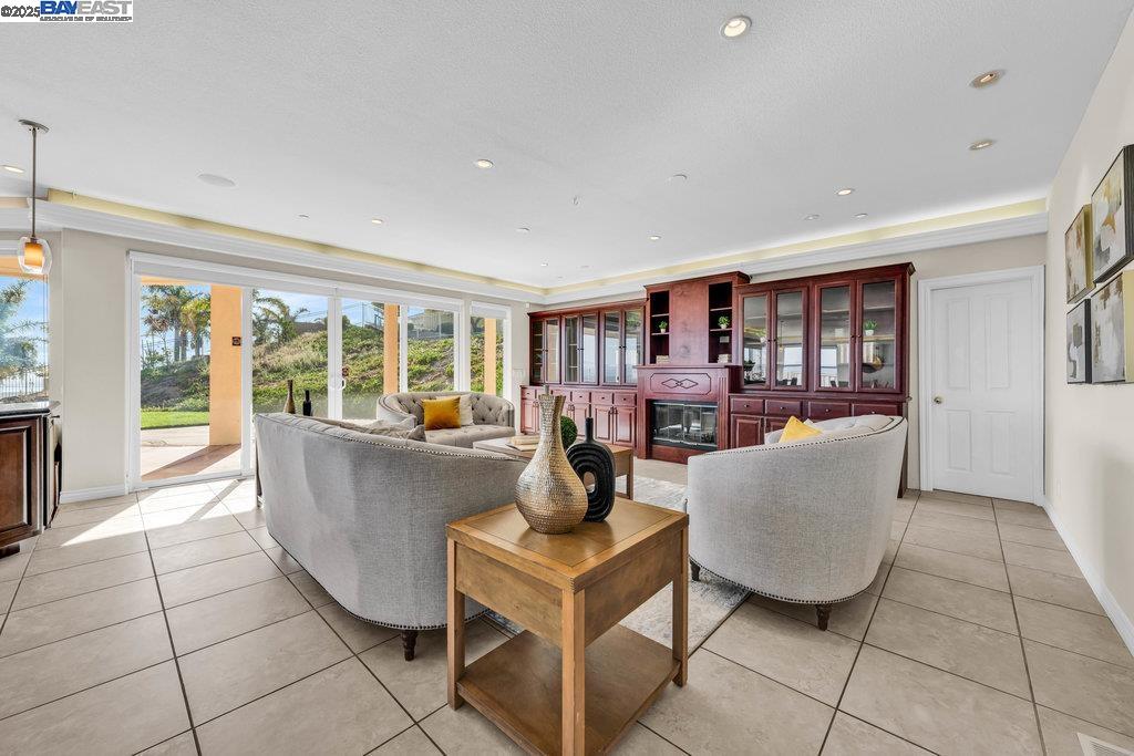 48912 Crown Ridge Cmn, Fremont, California 94539, 6 Bedrooms Bedrooms, 14 Rooms Rooms,5 BathroomsBathrooms,Residential,For Sale,48912 Crown Ridge Cmn,41106821