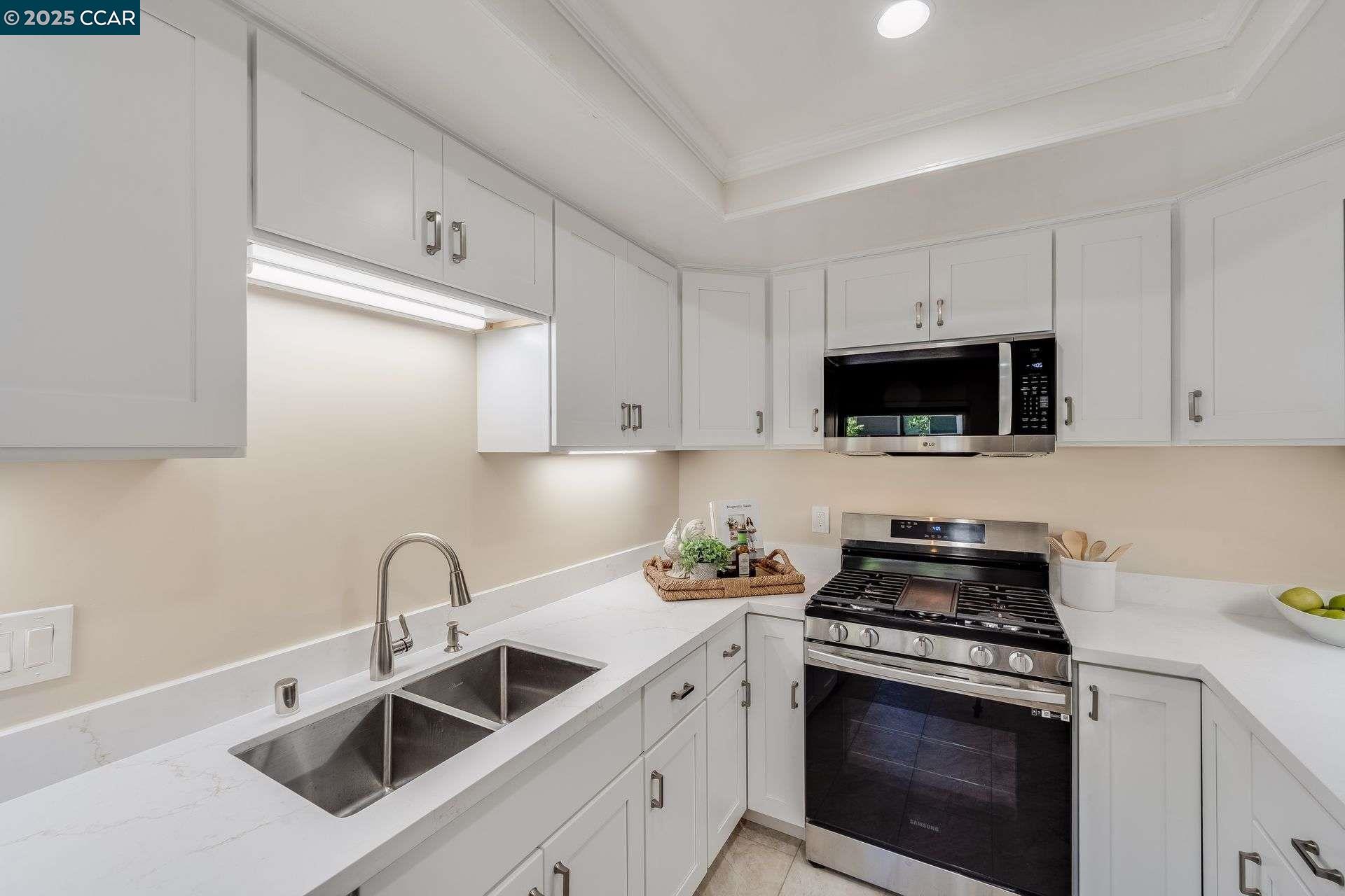 Photo #11: 41106822 Listing: Photo #11