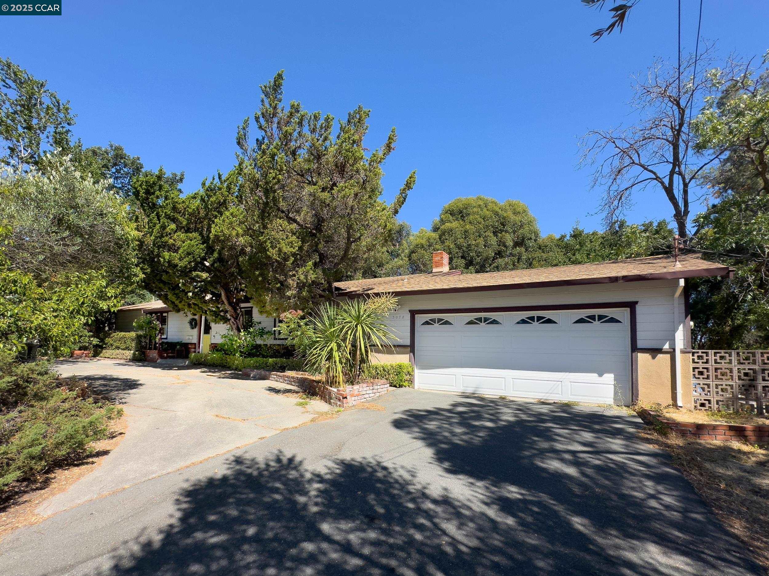 3078 Diablo View Rd, Lafayette, California 94549, 3 Bedrooms Bedrooms, 7 Rooms Rooms,2 BathroomsBathrooms,Residential,For Sale,3078 Diablo View Rd,41106824