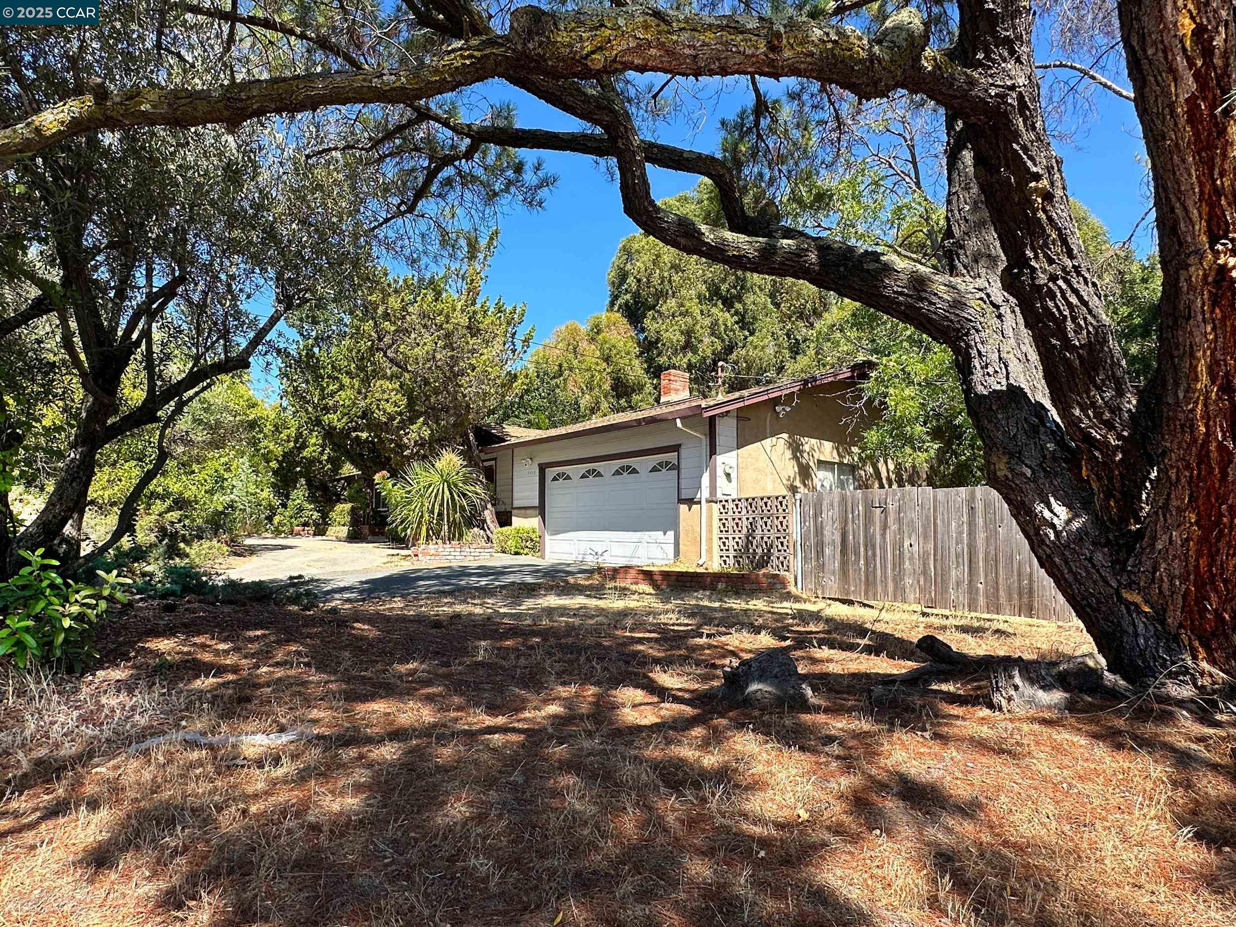 3078 Diablo View Rd, Lafayette, California 94549, 3 Bedrooms Bedrooms, 7 Rooms Rooms,2 BathroomsBathrooms,Residential,For Sale,3078 Diablo View Rd,41106824