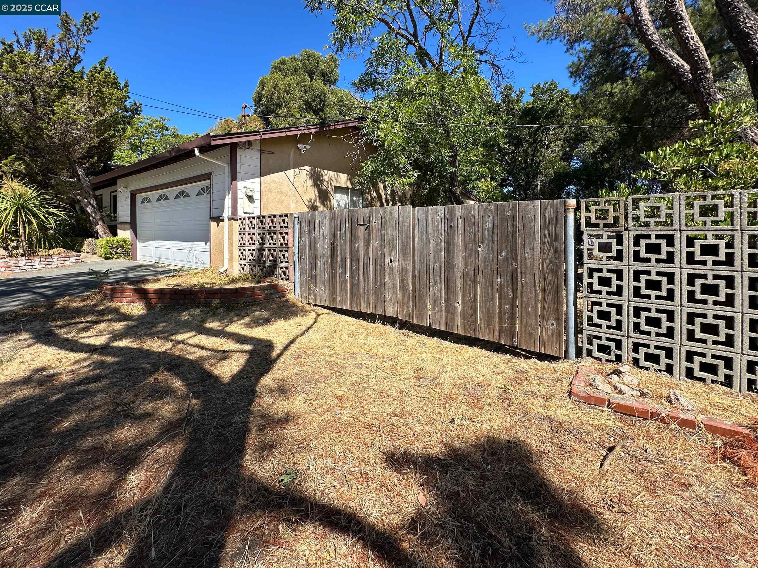 3078 Diablo View Rd, Lafayette, California 94549, 3 Bedrooms Bedrooms, 7 Rooms Rooms,2 BathroomsBathrooms,Residential,For Sale,3078 Diablo View Rd,41106824