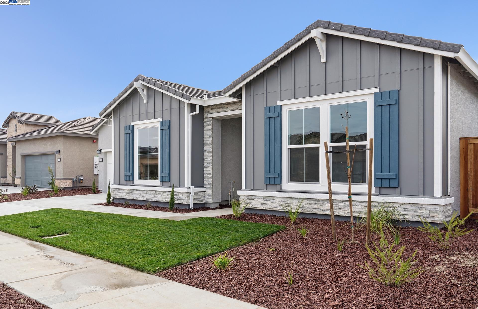 17685 Brightwood Avenue, Lathrop, California 95330, 3 Bedrooms Bedrooms, 7 Rooms Rooms,2 BathroomsBathrooms,Residential,For Sale,17685 Brightwood Avenue,41106825