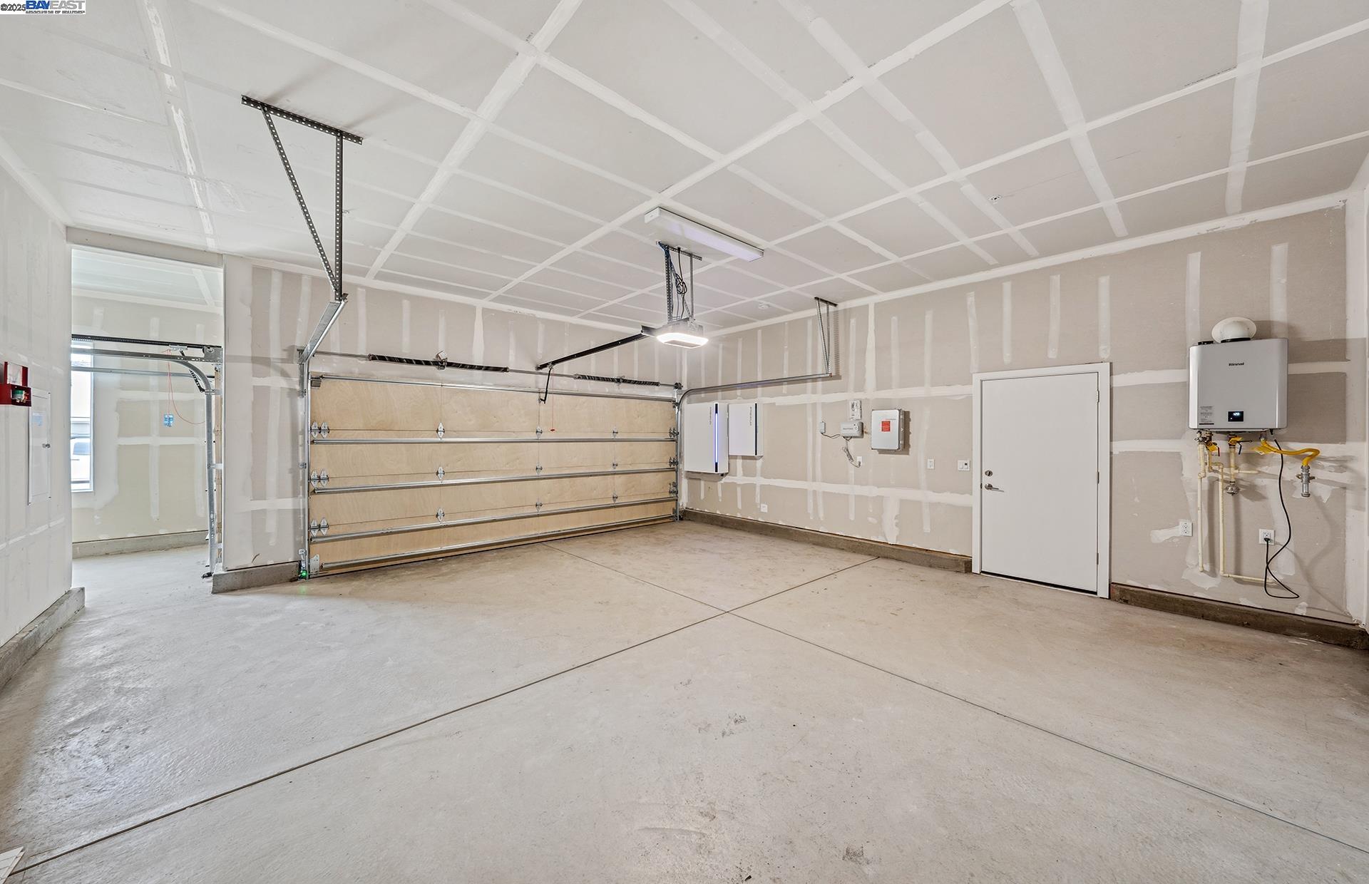 17685 Brightwood Avenue, Lathrop, California 95330, 3 Bedrooms Bedrooms, 7 Rooms Rooms,2 BathroomsBathrooms,Residential,For Sale,17685 Brightwood Avenue,41106825