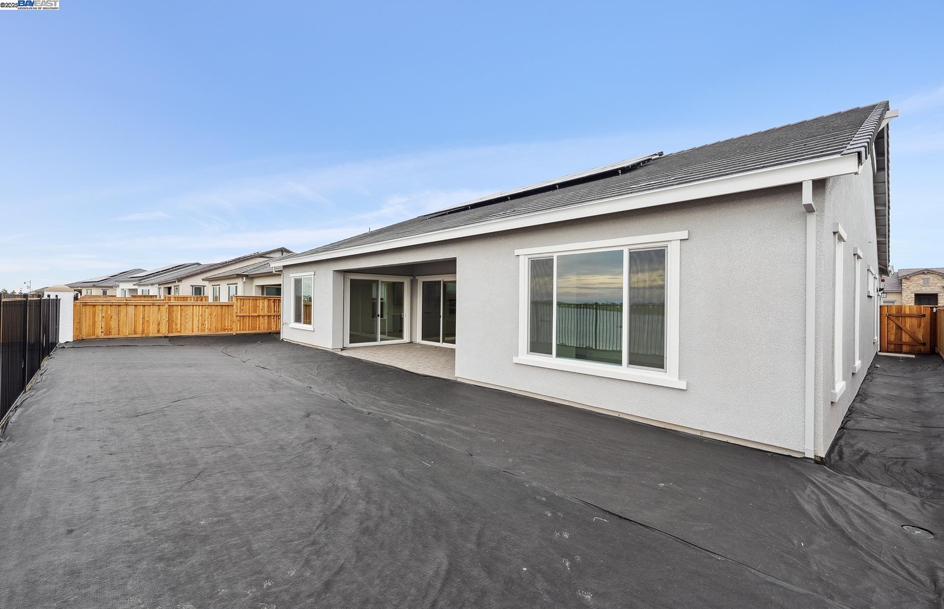 17685 Brightwood Avenue, Lathrop, California 95330, 3 Bedrooms Bedrooms, 7 Rooms Rooms,2 BathroomsBathrooms,Residential,For Sale,17685 Brightwood Avenue,41106825