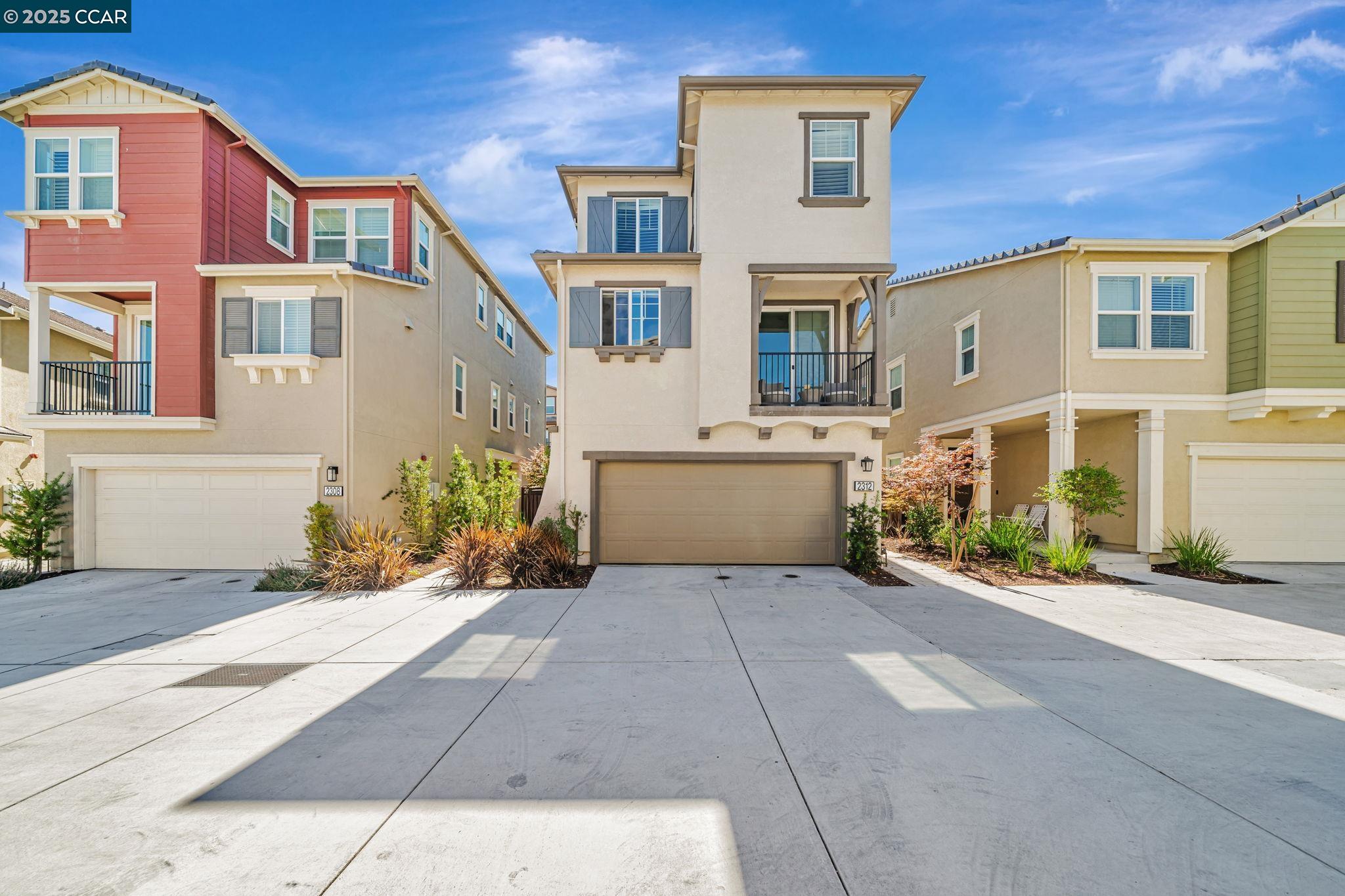 Detail Gallery Image 2 of 60 For 2312 Avila Ct, San Ramon,  CA 94583 - 4 Beds | 4 Baths