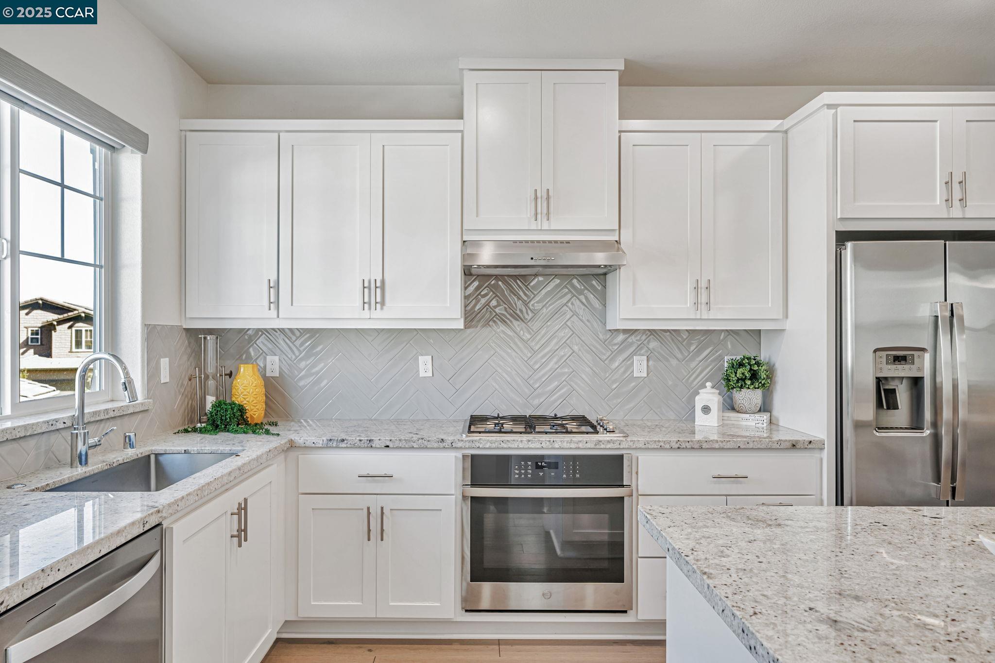 Detail Gallery Image 9 of 60 For 2312 Avila Ct, San Ramon,  CA 94583 - 4 Beds | 4 Baths