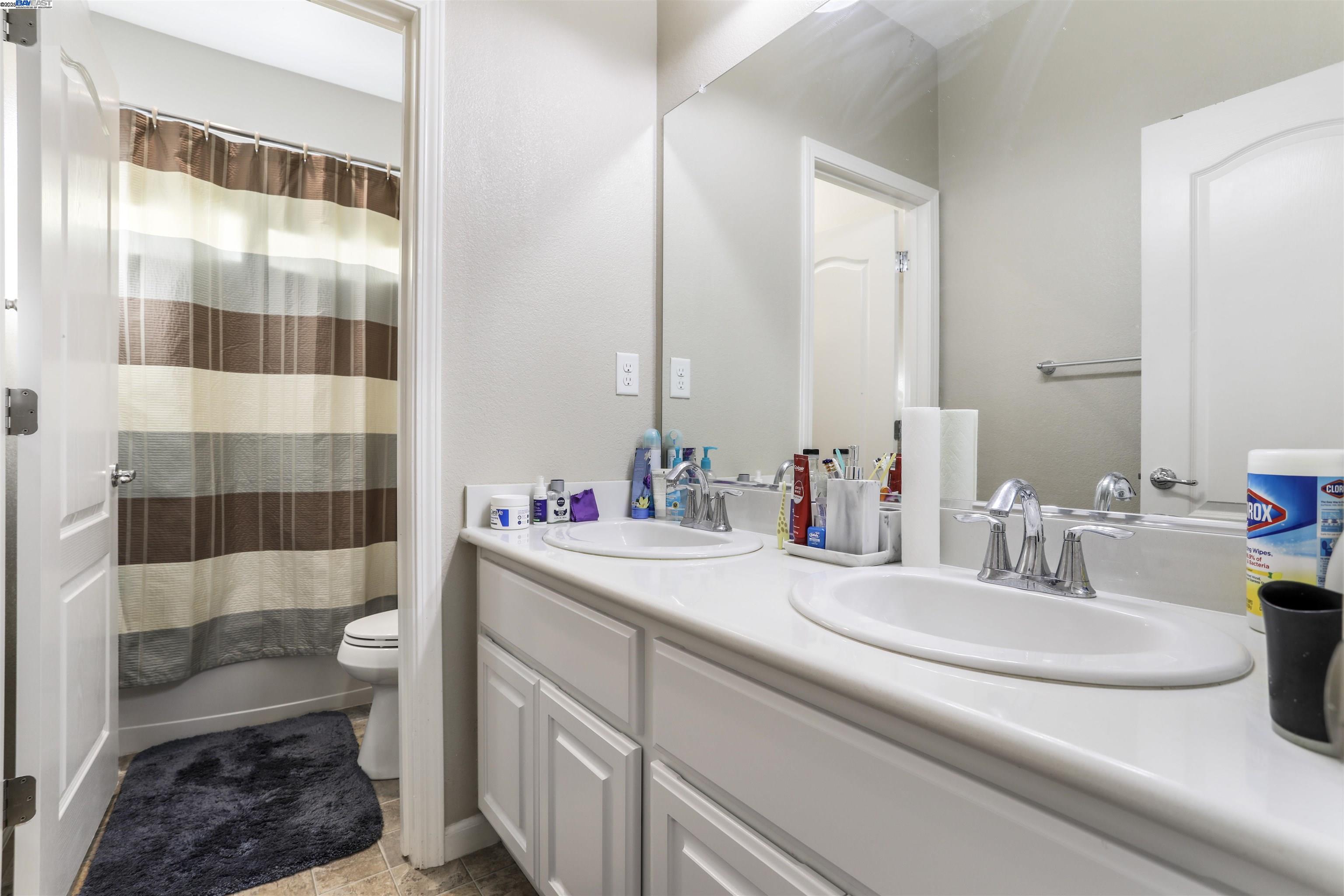 711 N PLUMAS DR, Tracy, California 95391, 4 Bedrooms Bedrooms, 4 Rooms Rooms,3 BathroomsBathrooms,Residential,For Sale,711 N PLUMAS DR,41106829