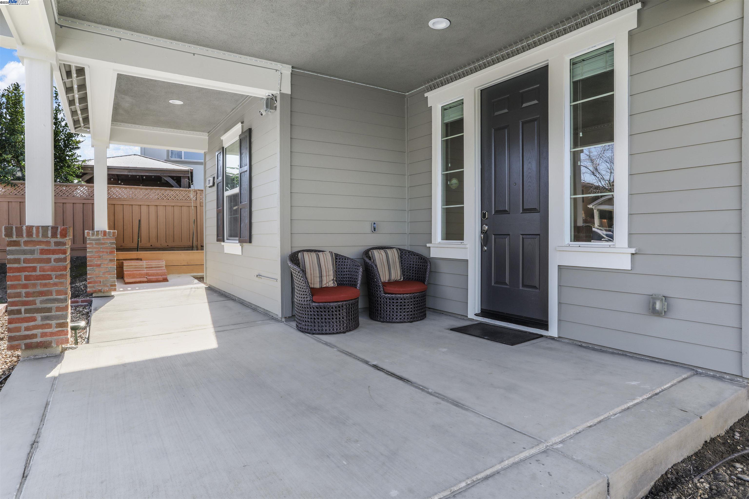 711 N PLUMAS DR, Tracy, California 95391, 4 Bedrooms Bedrooms, 4 Rooms Rooms,3 BathroomsBathrooms,Residential,For Sale,711 N PLUMAS DR,41106829