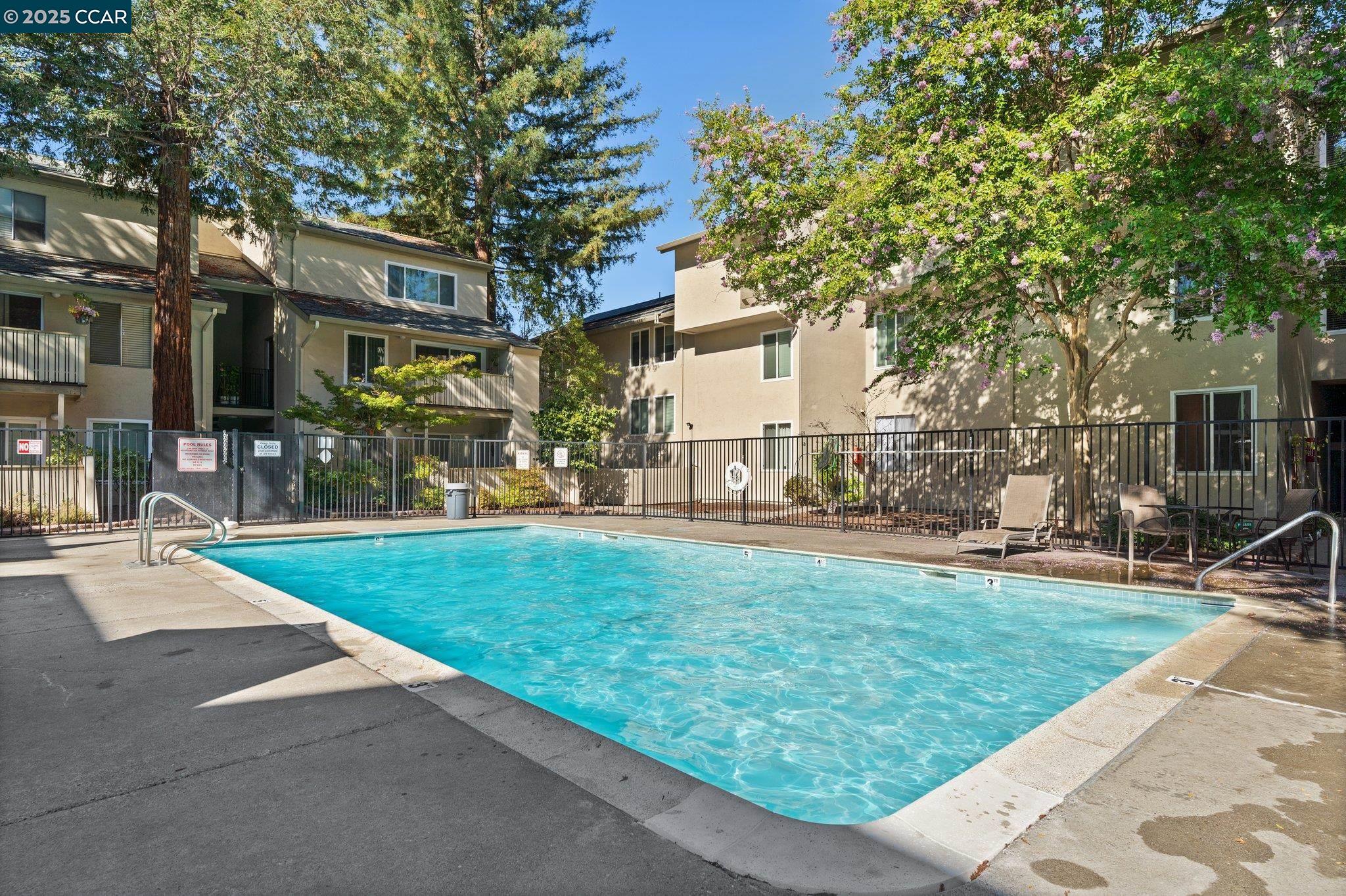 2708 Oak Rd # 9, Walnut Creek, California 94597, 1 Bedroom Bedrooms, 4 Rooms Rooms,1 BathroomBathrooms,Residential,For Sale,2708 Oak Rd # 9,41106830