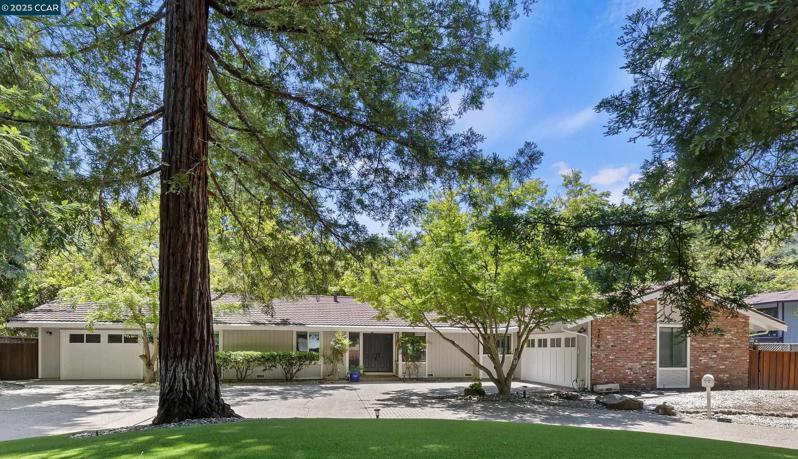 Detail Gallery Image 1 of 1 For 5104 Alhambra Valley Rd, Martinez,  CA 94553 - 4 Beds | 3 Baths