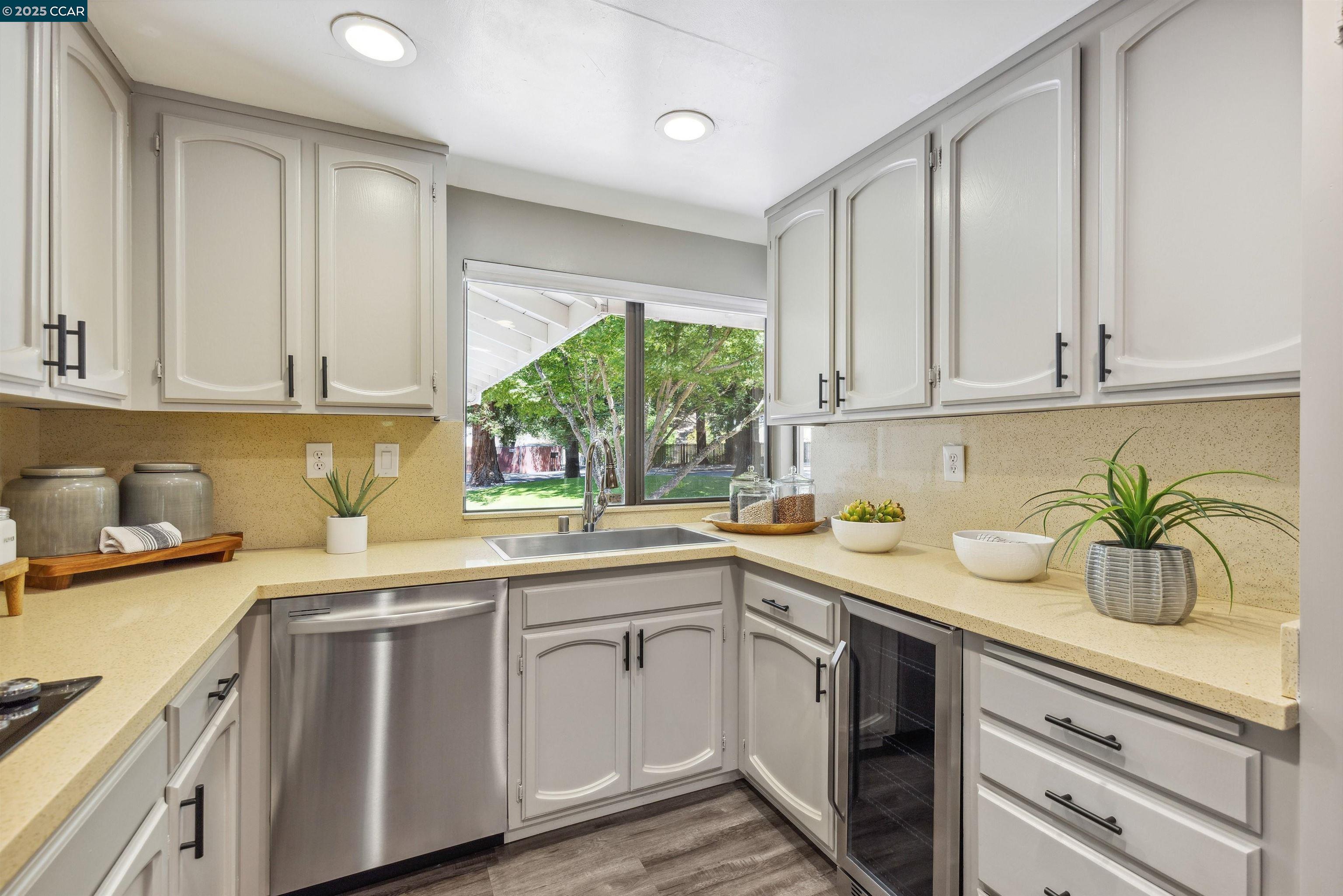 5104 Alhambra Valley Rd, Martinez, California 94553, 4 Bedrooms Bedrooms, 10 Rooms Rooms,3 BathroomsBathrooms,Residential,For Sale,5104 Alhambra Valley Rd,41106831