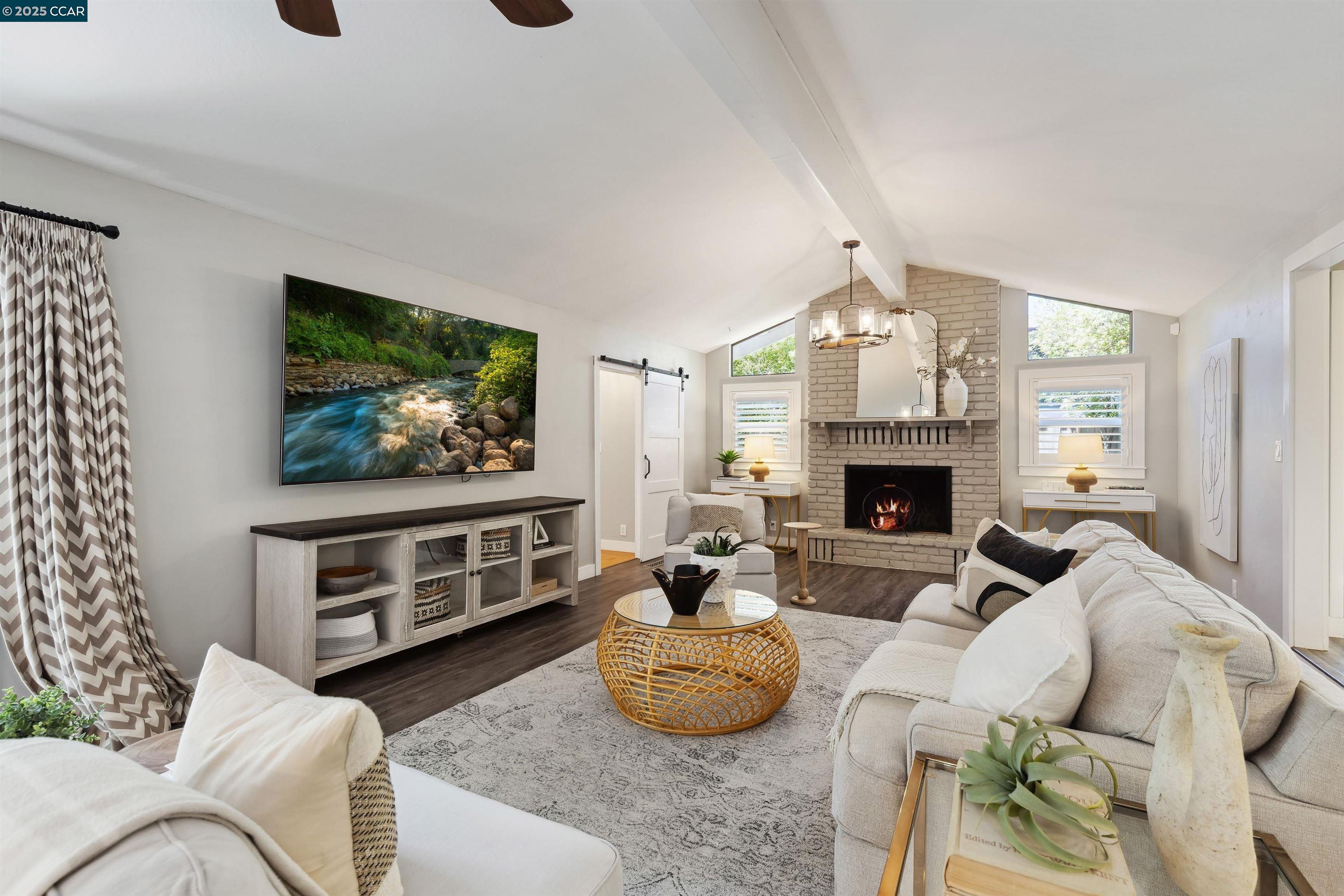 5104 Alhambra Valley Rd, Martinez, California 94553, 4 Bedrooms Bedrooms, 10 Rooms Rooms,3 BathroomsBathrooms,Residential,For Sale,5104 Alhambra Valley Rd,41106831