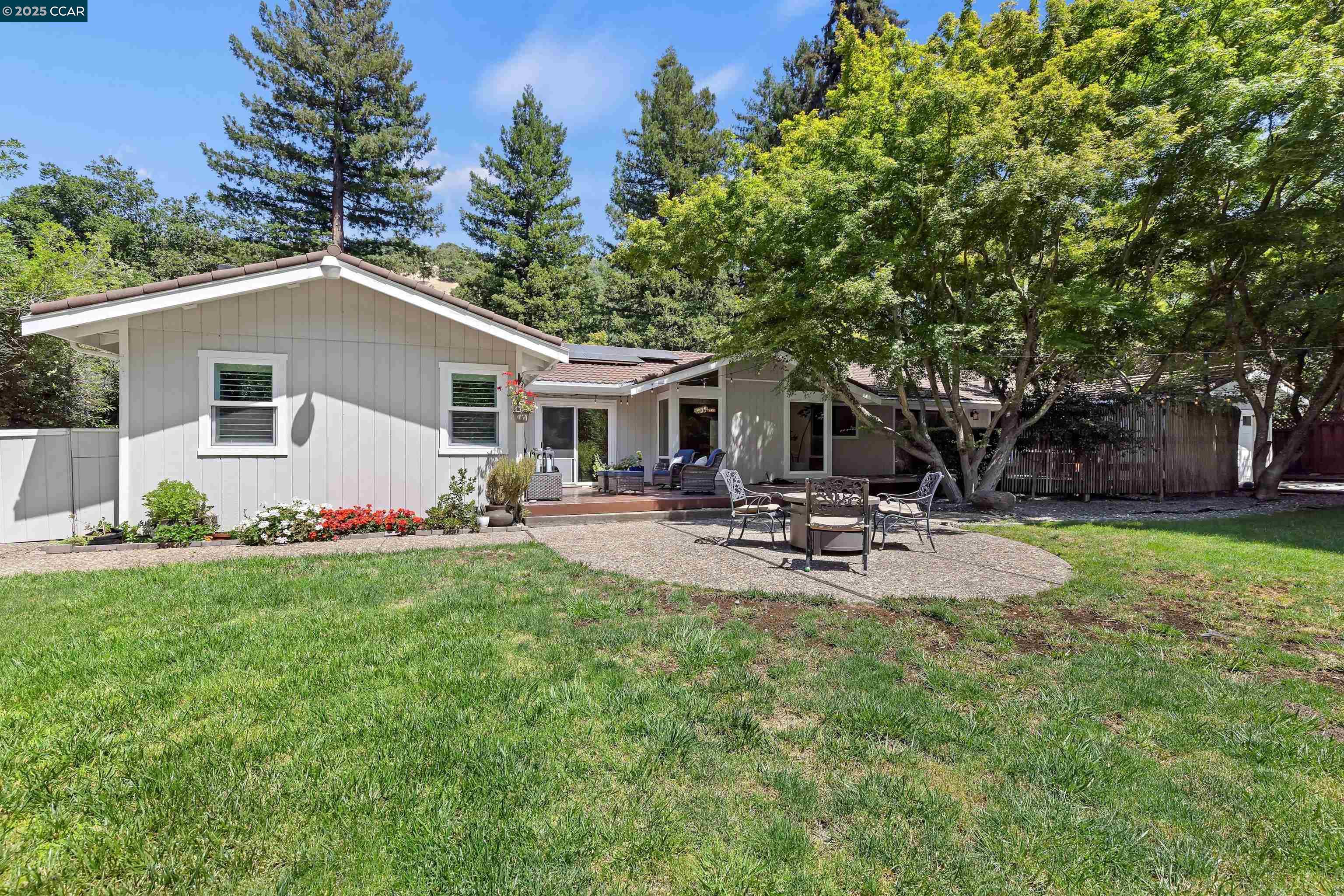 5104 Alhambra Valley Rd, Martinez, California 94553, 4 Bedrooms Bedrooms, 10 Rooms Rooms,3 BathroomsBathrooms,Residential,For Sale,5104 Alhambra Valley Rd,41106831