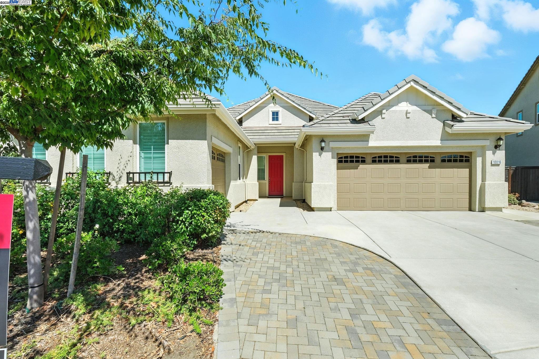 Detail Gallery Image 3 of 49 For 10016 Wagoner Way, Elk Grove,  CA 95757 - 4 Beds | 3 Baths