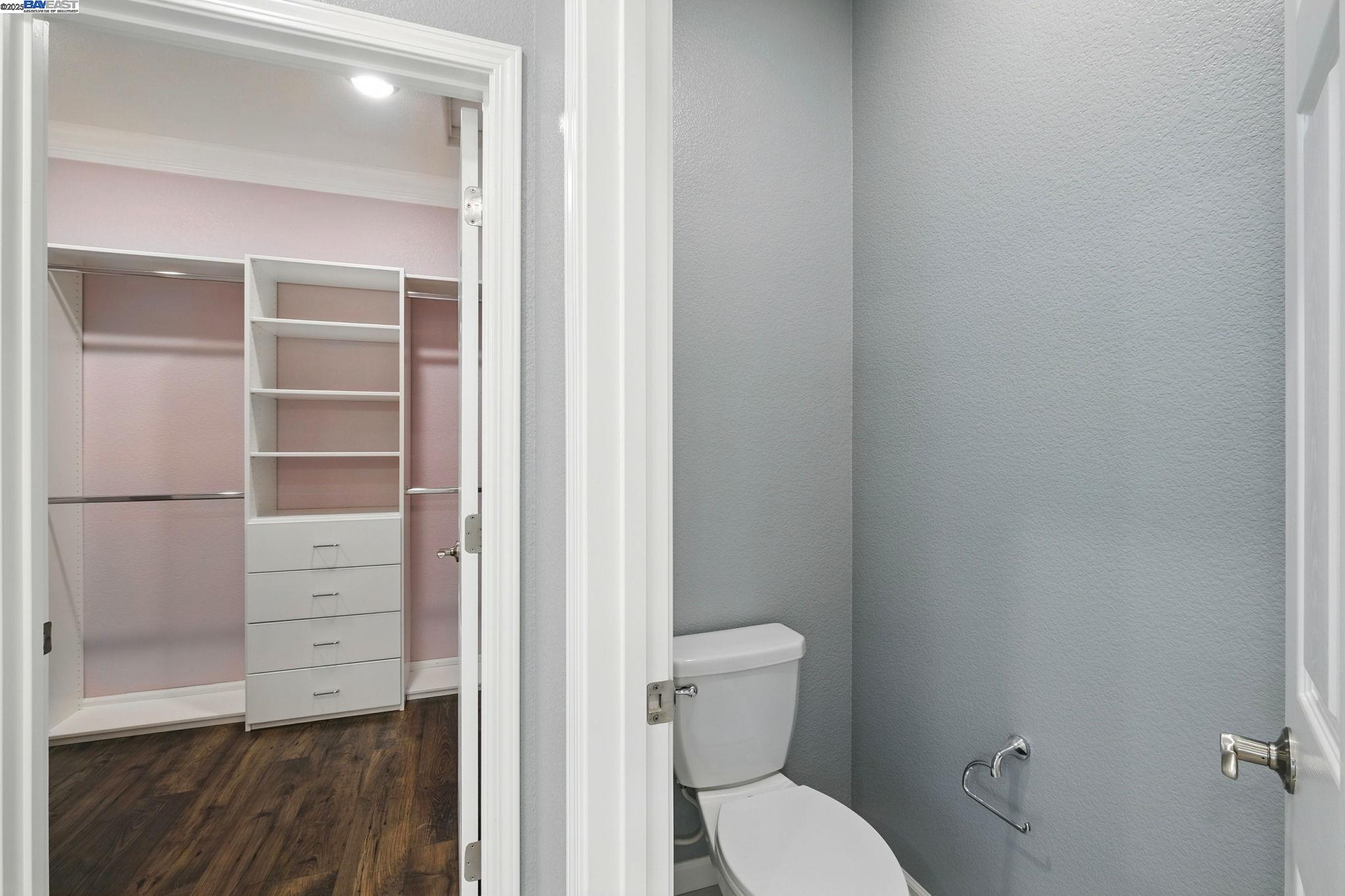 Detail Gallery Image 26 of 49 For 10016 Wagoner Way, Elk Grove,  CA 95757 - 4 Beds | 3 Baths