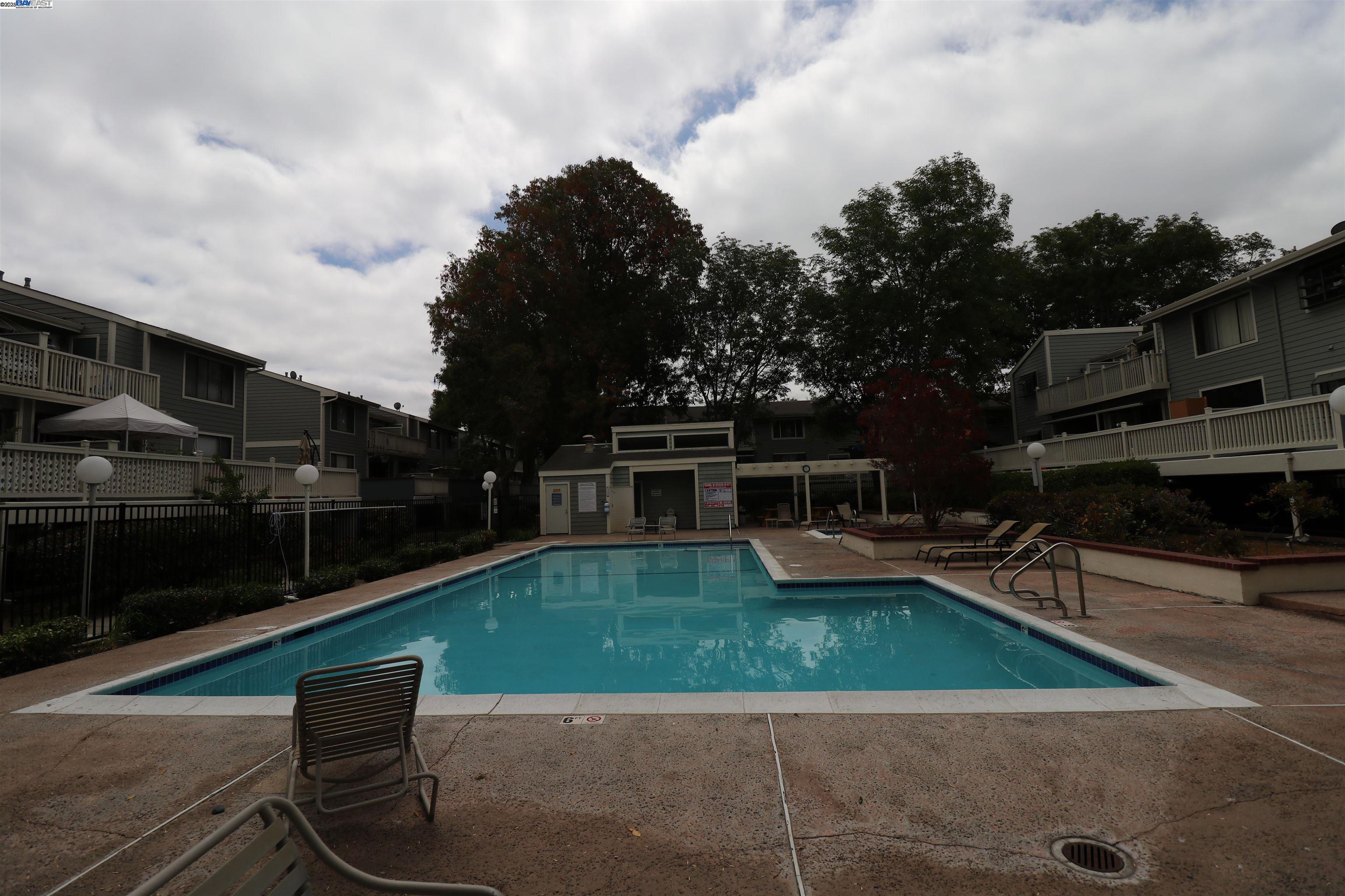 3416 Deerwood Ter # 113, Fremont, California 94536, 2 Bedrooms Bedrooms, 4 Rooms Rooms,2 BathroomsBathrooms,Residential,For Sale,3416 Deerwood Ter # 113,41106833